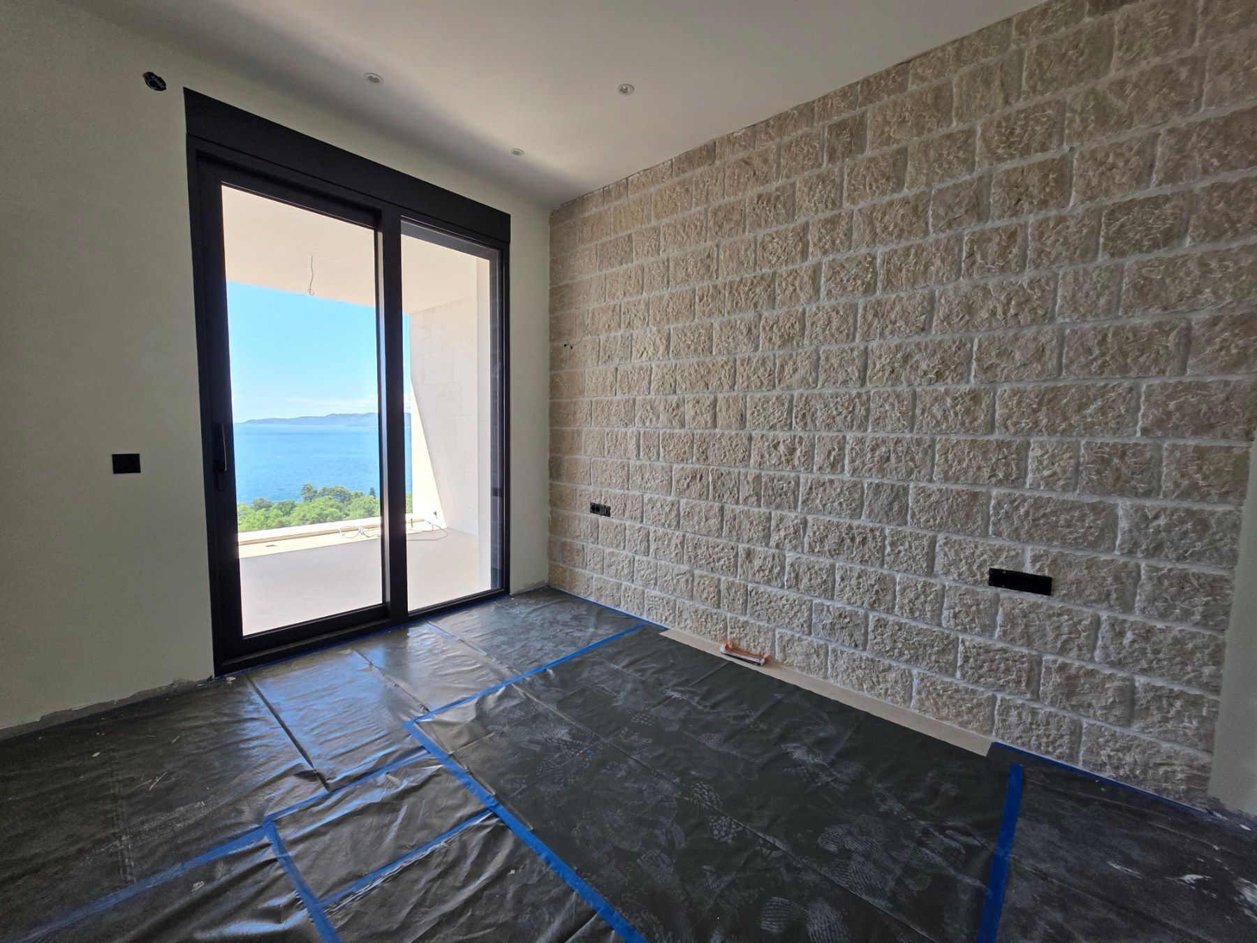 amforaproperty.com/Nova luksuzna Vila sa Pogledom na More i Bazenom u Reževićima, Budva