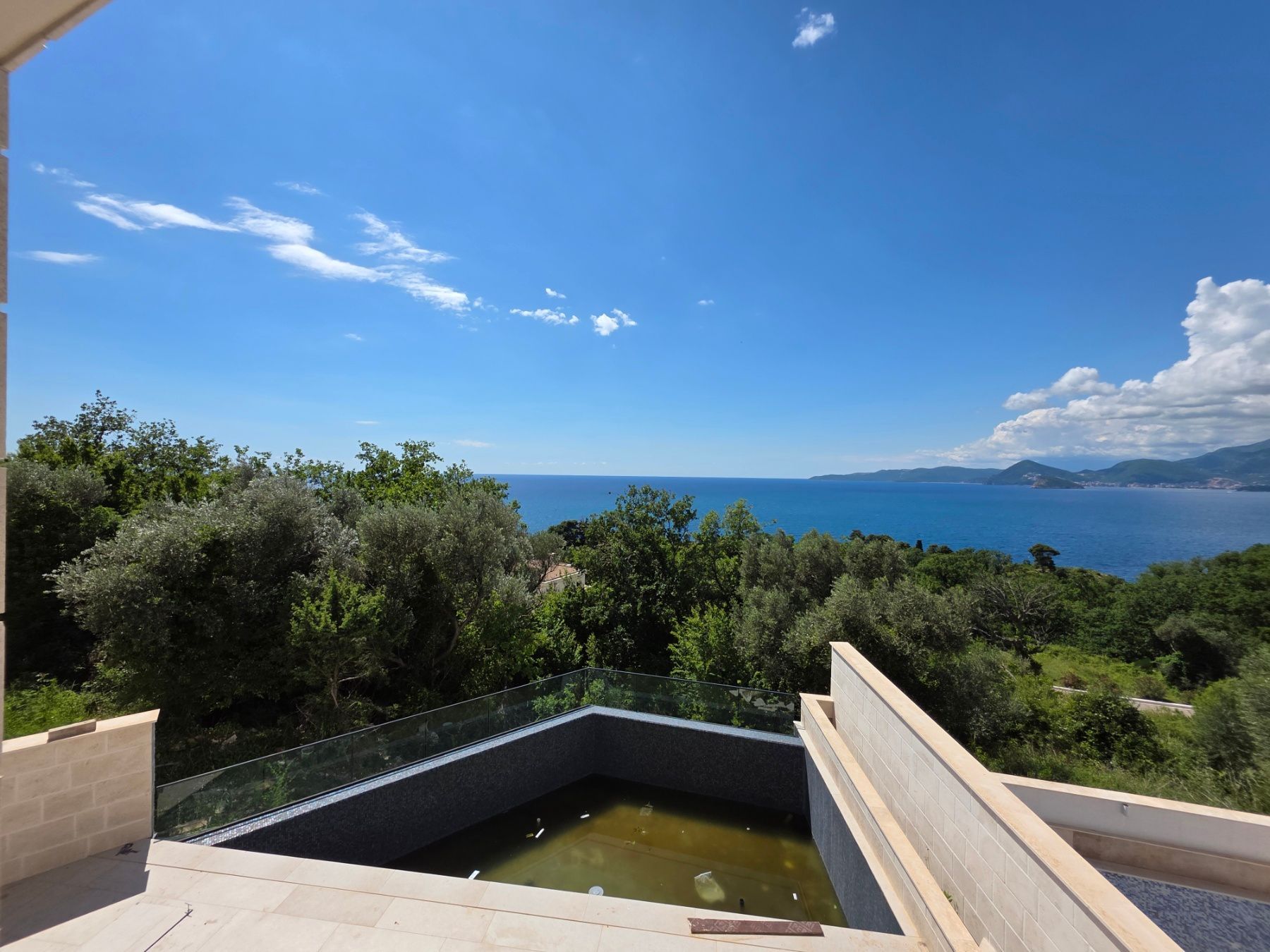 amforaproperty.com/Nova luksuzna Vila sa Pogledom na More i Bazenom u Reževićima, Budva