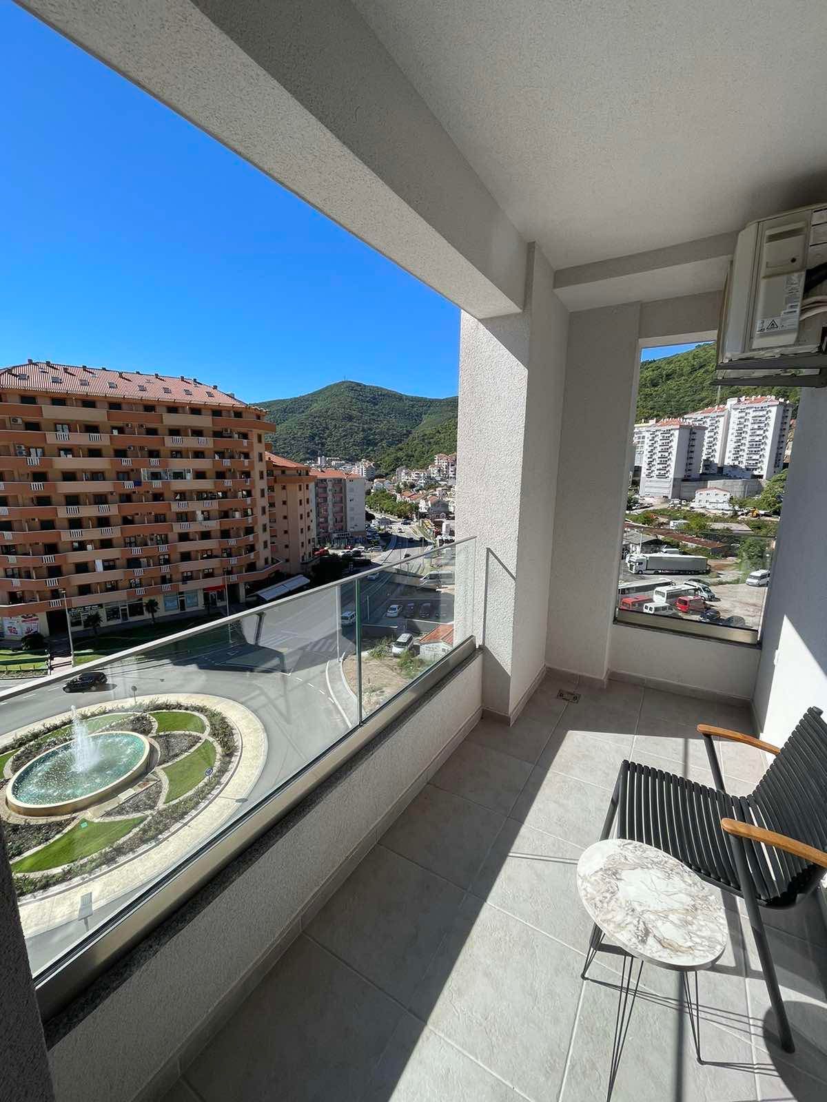 Jednosoban stan kod novog kruznog toka sa fontanom u Budvi,područje Rozino. (NA PERIOD OD 01.10 DO 01.06.2024) - Amfora Real Estate