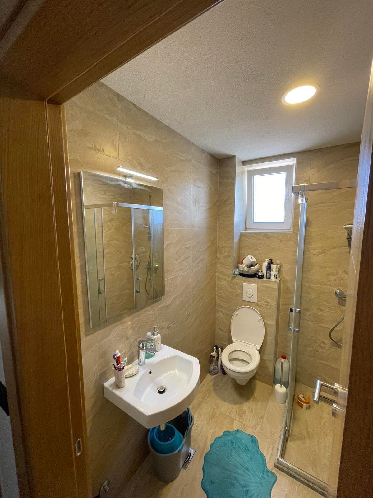 Jednosoban stan kod novog kruznog toka sa fontanom u Budvi,područje Rozino. (NA PERIOD OD 01.10 DO 01.06.2024) - Amfora Real Estate