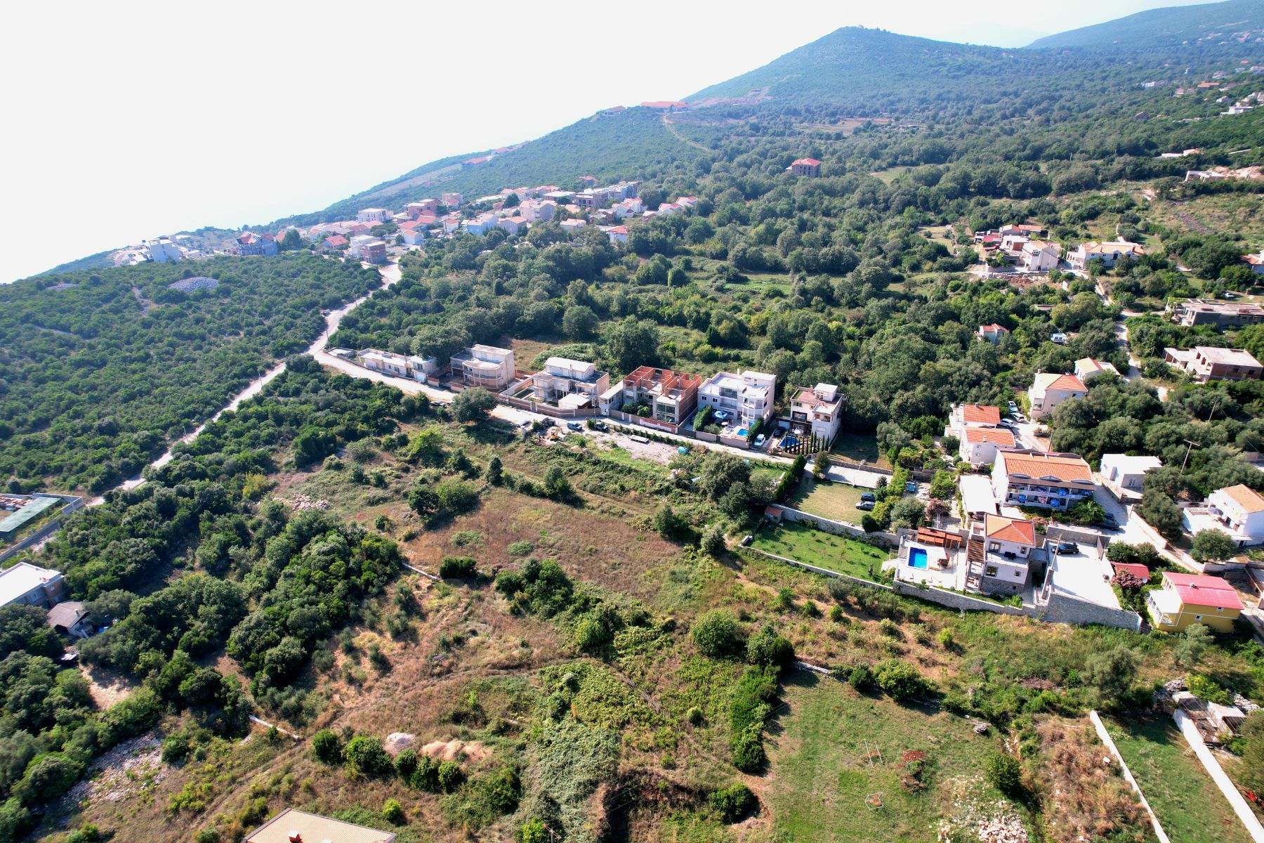 amforaproperty.com/Plac 2000m2 Krimovica-Opstina Kotor.