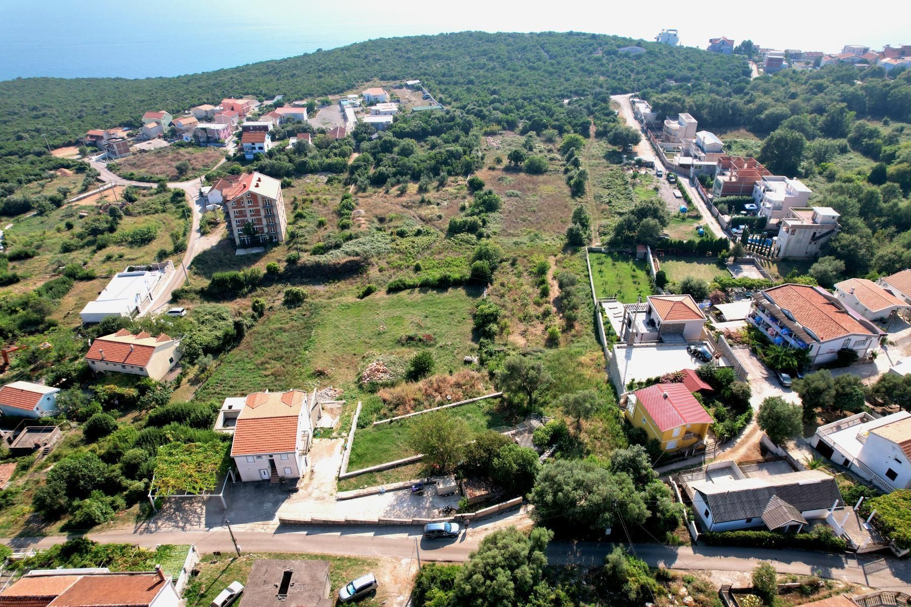 amforaproperty.com/Plac 2000m2 Krimovica-Opstina Kotor.