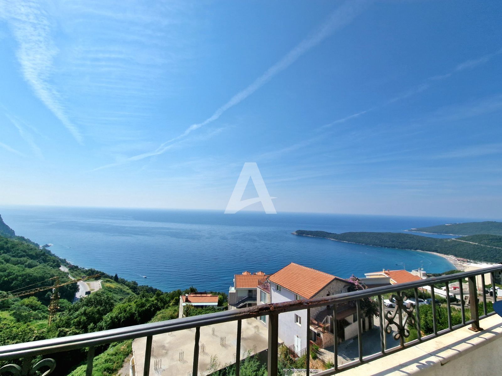 amforaproperty.com/Trosoban stan sa pogledom na more Prijevor -Budva (NA DUZI VREMENSKI PERIOD)