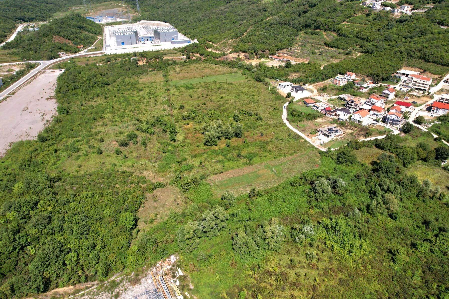 amforaproperty.com/Urbanizovan plac 2429m2,Lastva Grbaljska