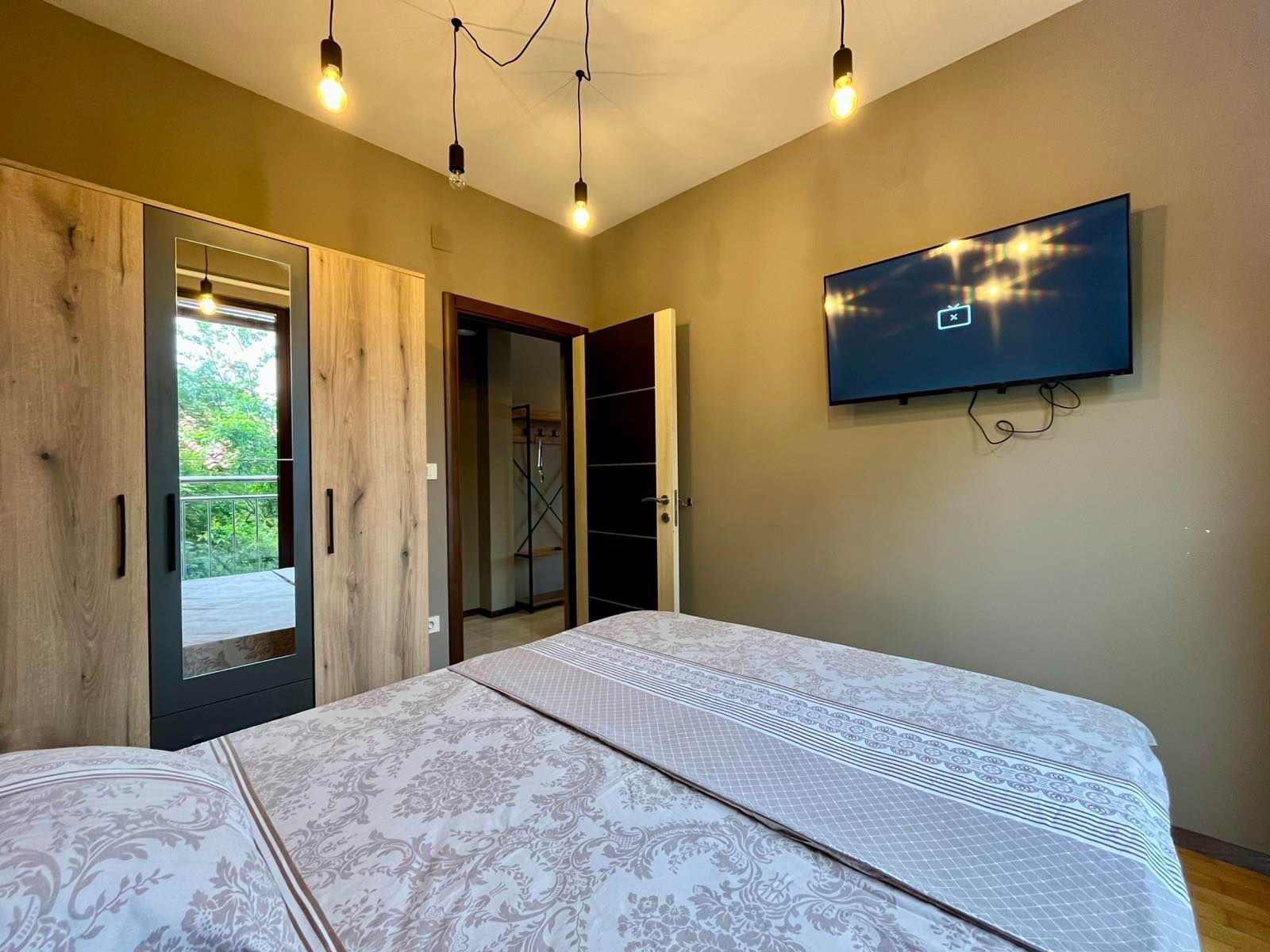 Jednosoban stan sa parking mestom i pogledom na more ,Budva-CENTAR (NA DUZI PERIOD) - Amfora Real Estate