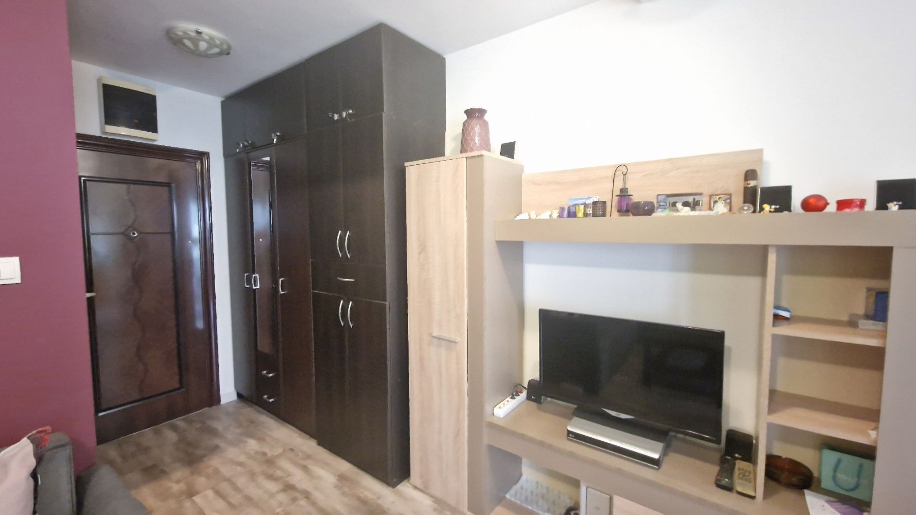 amforaproperty.com/Namesten studio apartman, Lazi-Budva.(na duzi period, dostupna od 05.11.2024)