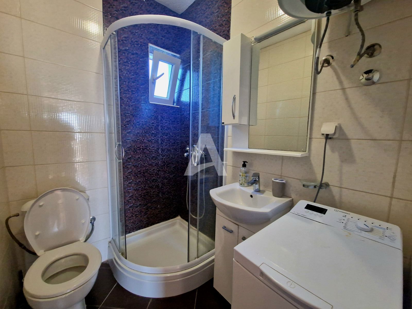 amforaproperty.com/Vila sa bazenom i pogledom na more u Krimovici, opština Kotor