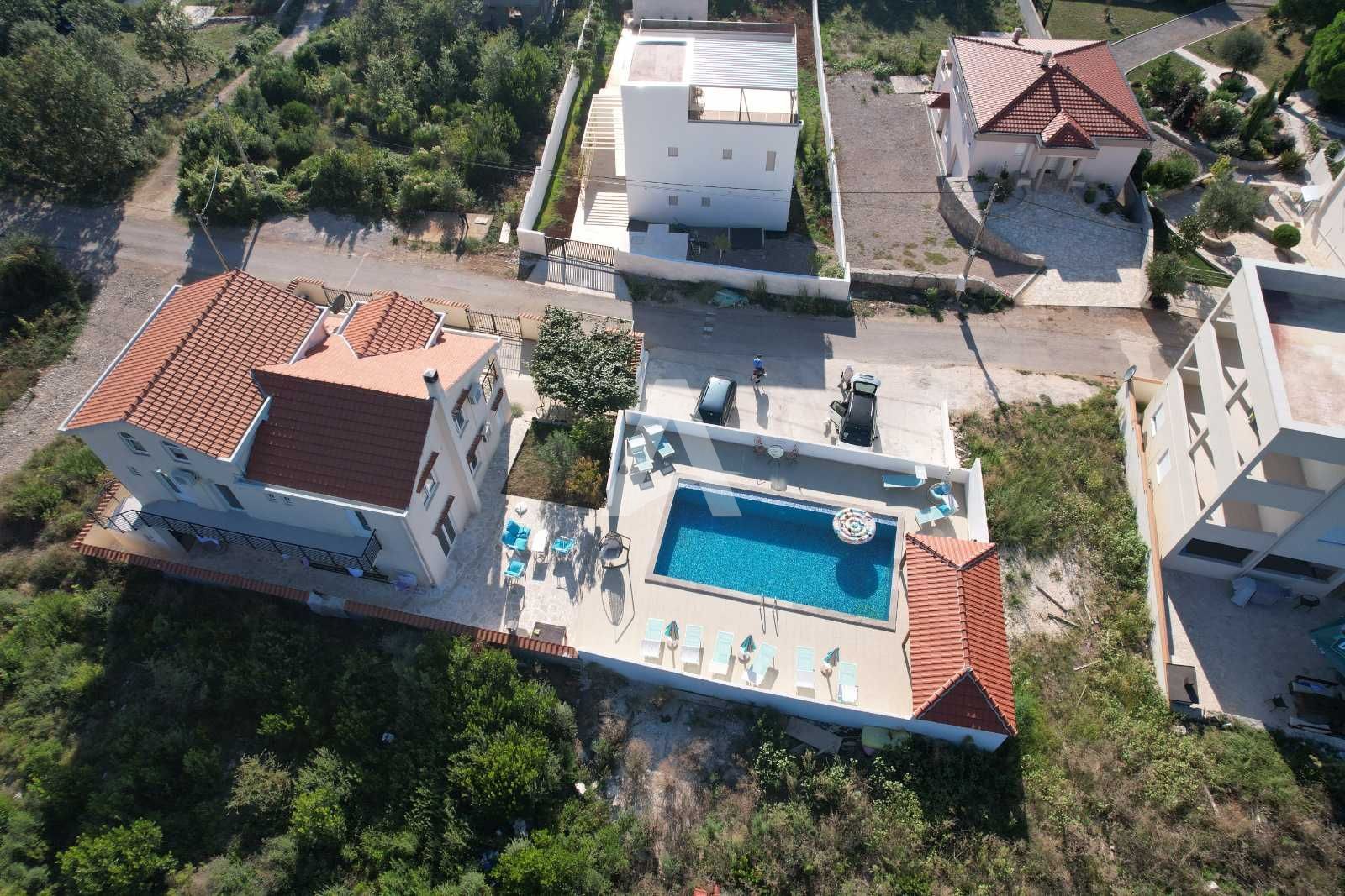 amforaproperty.com/Vila sa bazenom i pogledom na more u Krimovici, opština Kotor