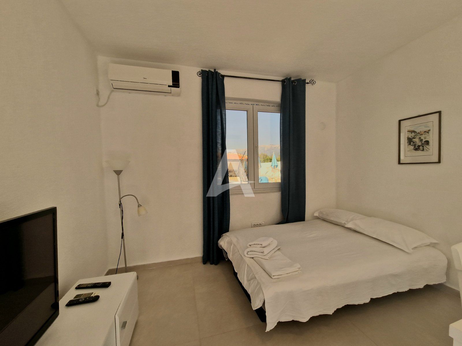 amforaproperty.com/Vila sa bazenom i pogledom na more u Krimovici, opština Kotor