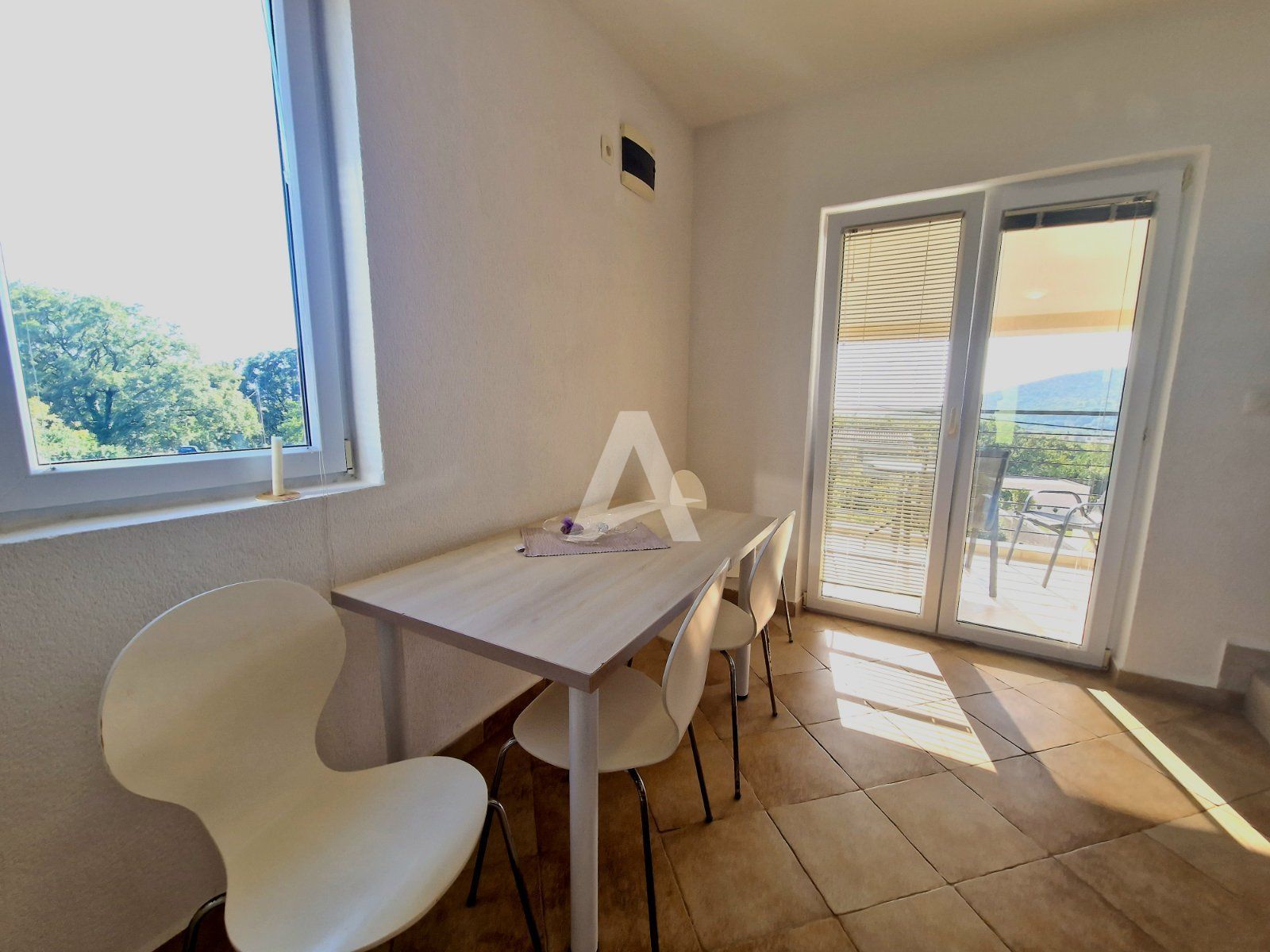 amforaproperty.com/Vila sa bazenom i pogledom na more u Krimovici, opština Kotor