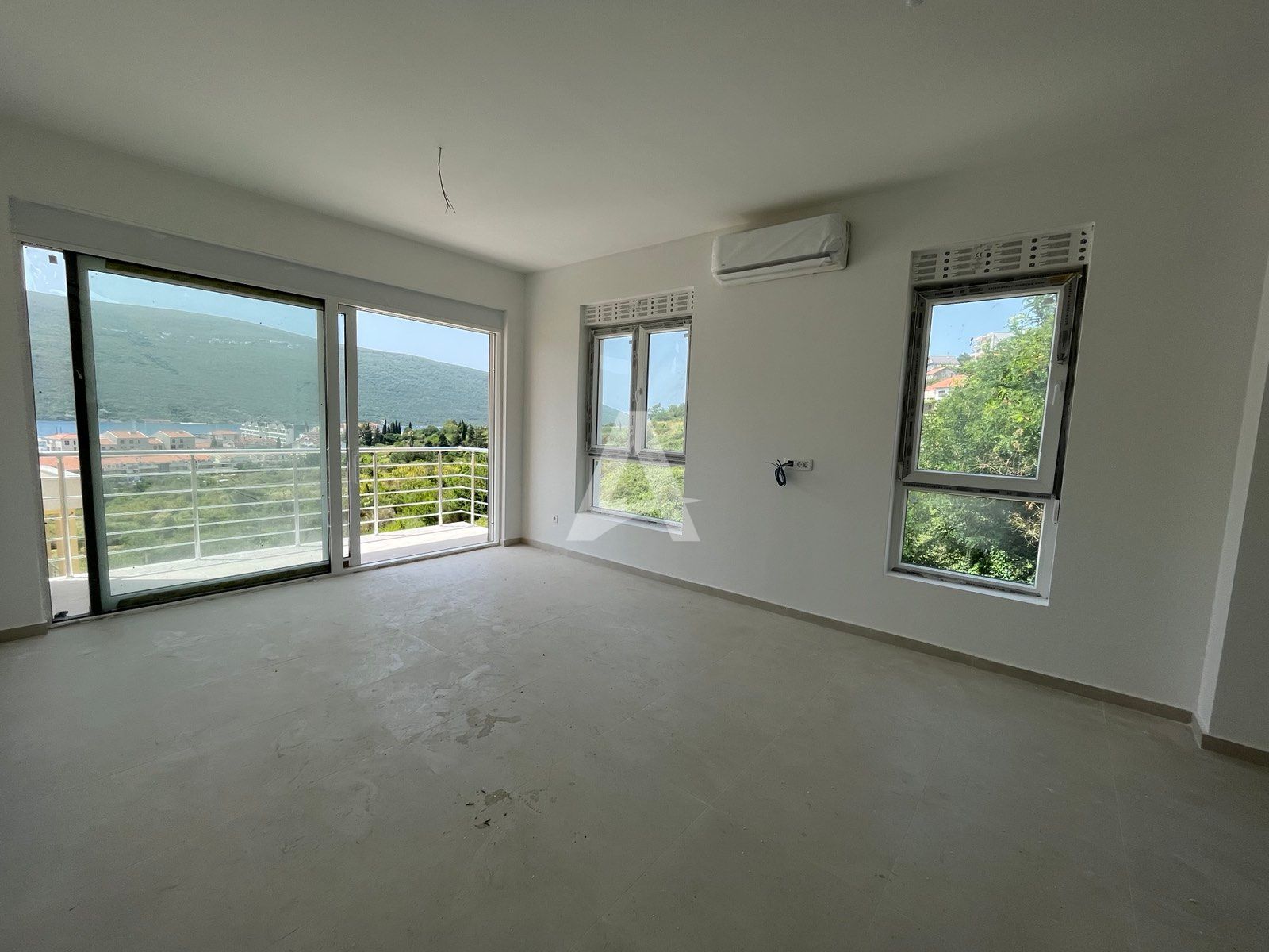 amforaproperty.com/Nov dvosoban stan 69m2 sa pogledom na more, Djenovici, Herceg Novi