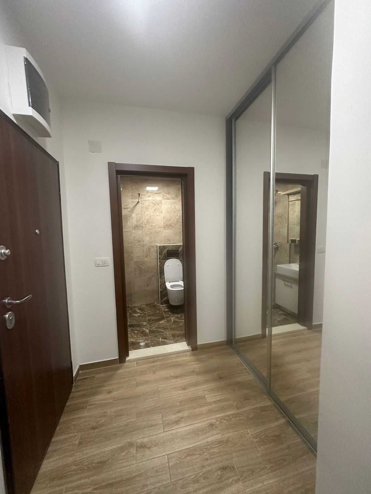 amforaproperty.com/Jednosoban moderno opremljen stan 50m2 sa garaznim mestom,Bulevar- Budva