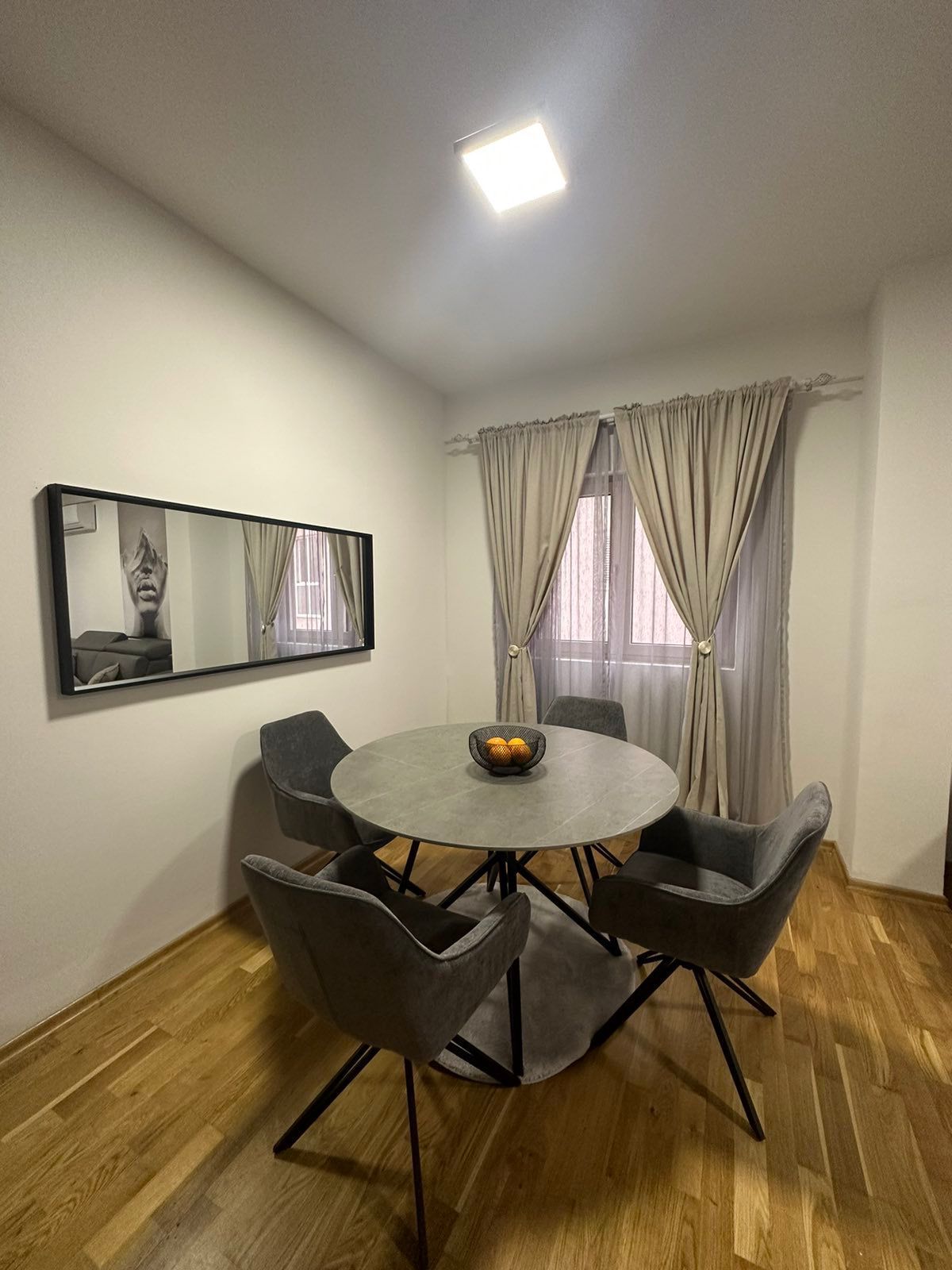 amforaproperty.com/Jednosoban moderno opremljen stan 50m2 sa garaznim mestom,Bulevar- Budva