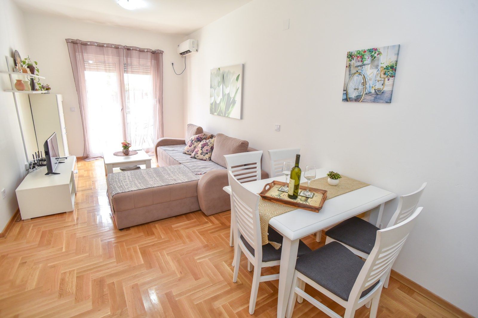 amforaproperty.com/Dvosoban stan  sa garaznim mestom na atraktivnoj lokaciji u BudvI (na period do 01.06.2024)