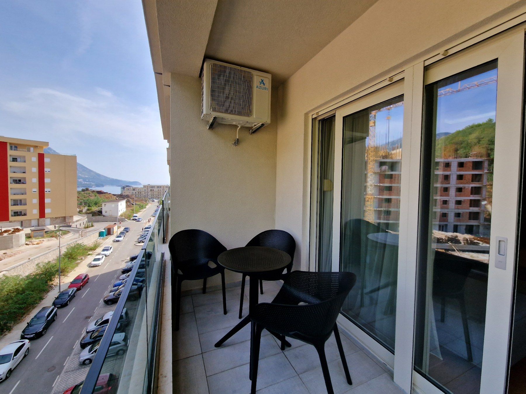 amforaproperty.com/Jednosoban u kompleksu sa bazenom u Becicima (NA DUZI PERIOD)