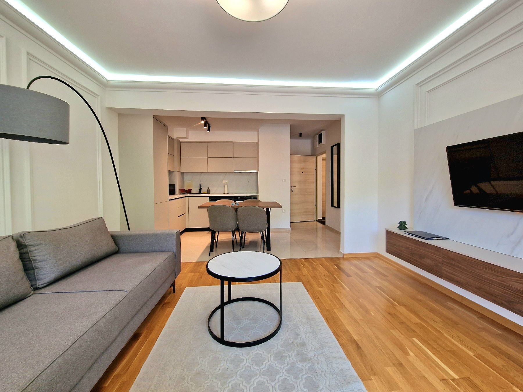 amforaproperty.com/Jednosoban u kompleksu sa bazenom u Becicima (NA DUZI PERIOD)