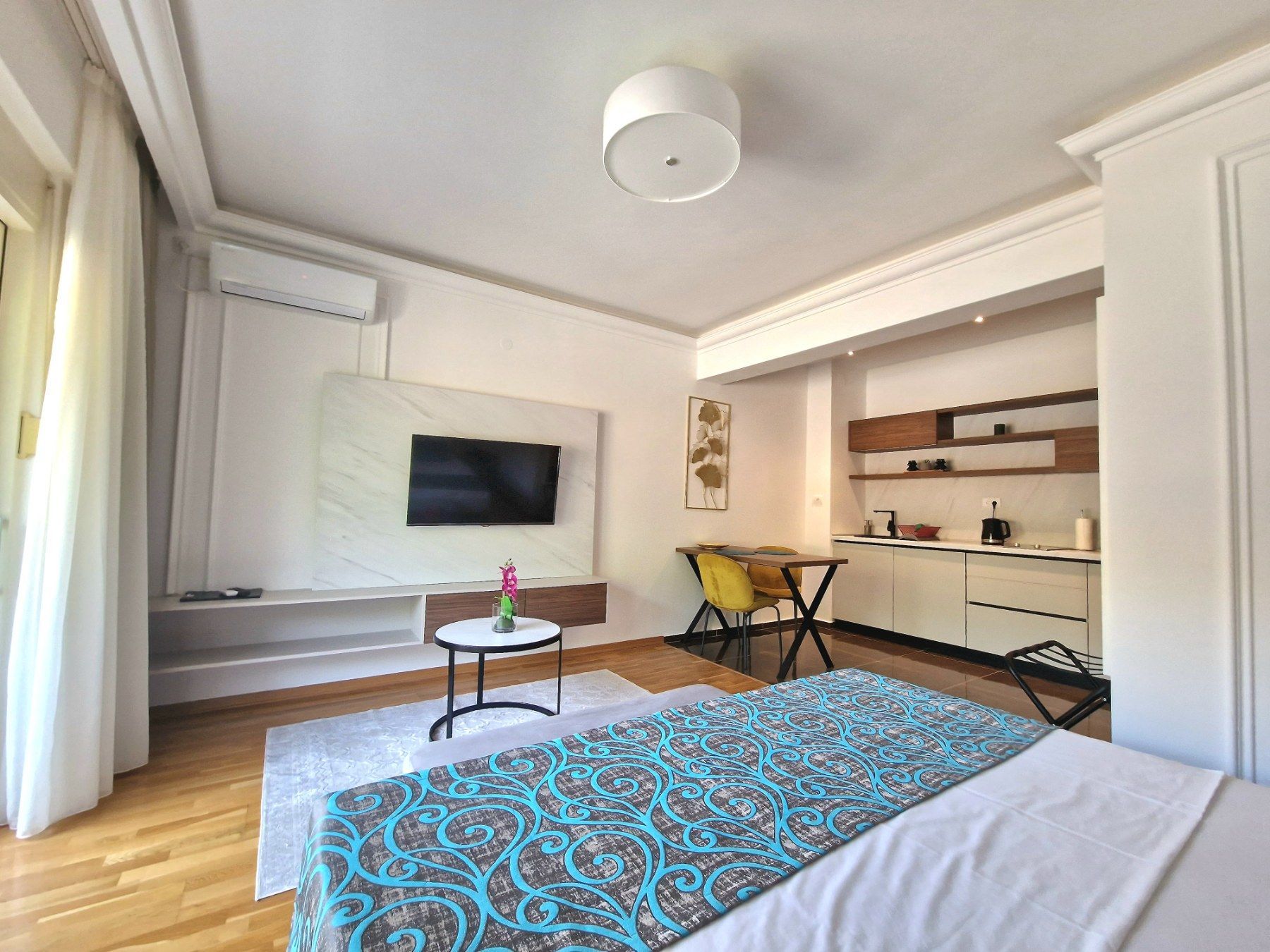 amforaproperty.com/Studio apartman u kompleksu sa bazenom i teretanom u Becicima (NA DUZI PERIOD OD 01.10)