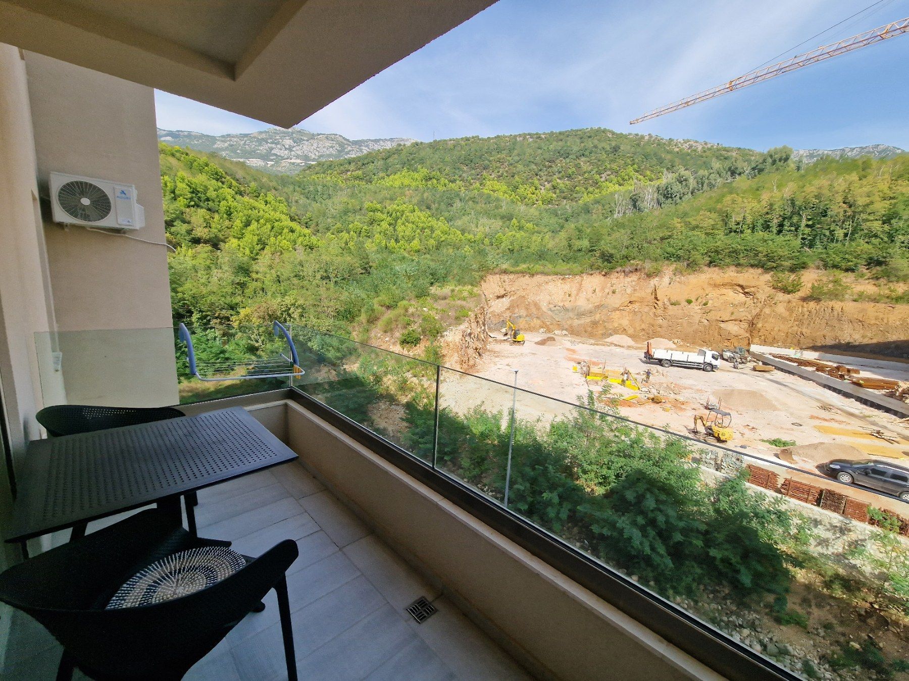 amforaproperty.com/Studio apartman u kompleksu sa bazenom i teretanom u Becicima (NA DUZI PERIOD OD 01.10)