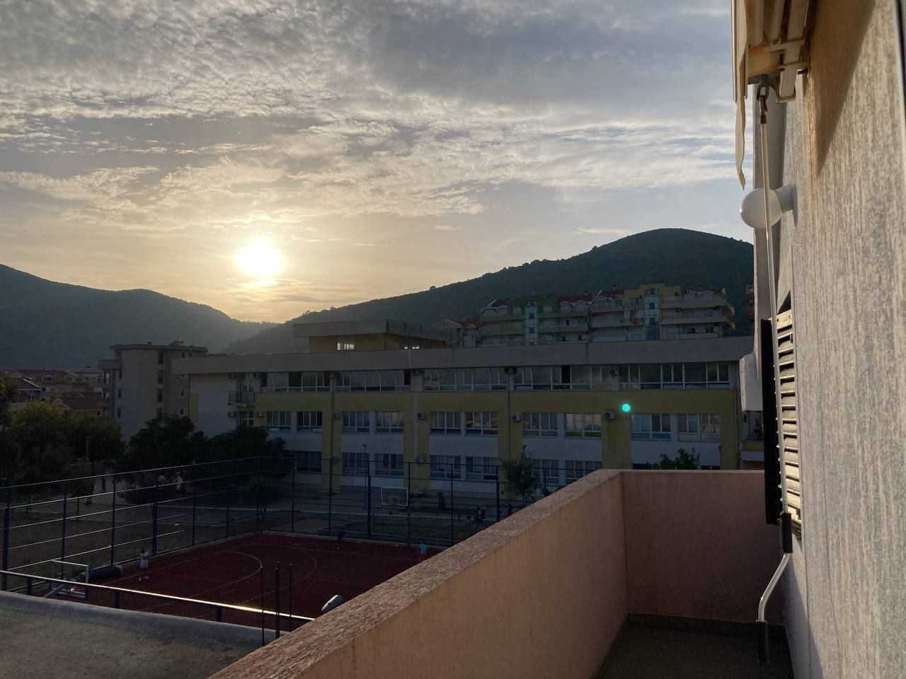amforaproperty.com/Jednosoban kod nove Osnove Skole u Budvi. (NA DUZI PERIOD)