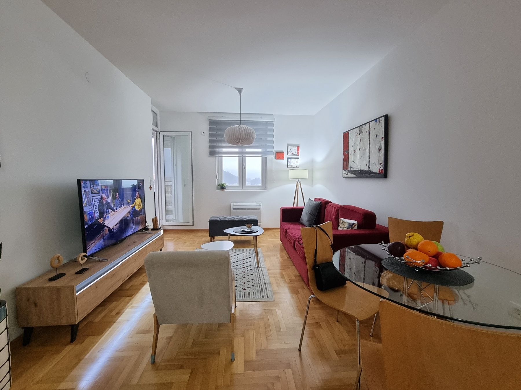 amforaproperty.com/Jednosoban stan sa prelepim pogledom na more i grad,Budva-Dubovica (NA DUZI VREMENSKI PERIOD)