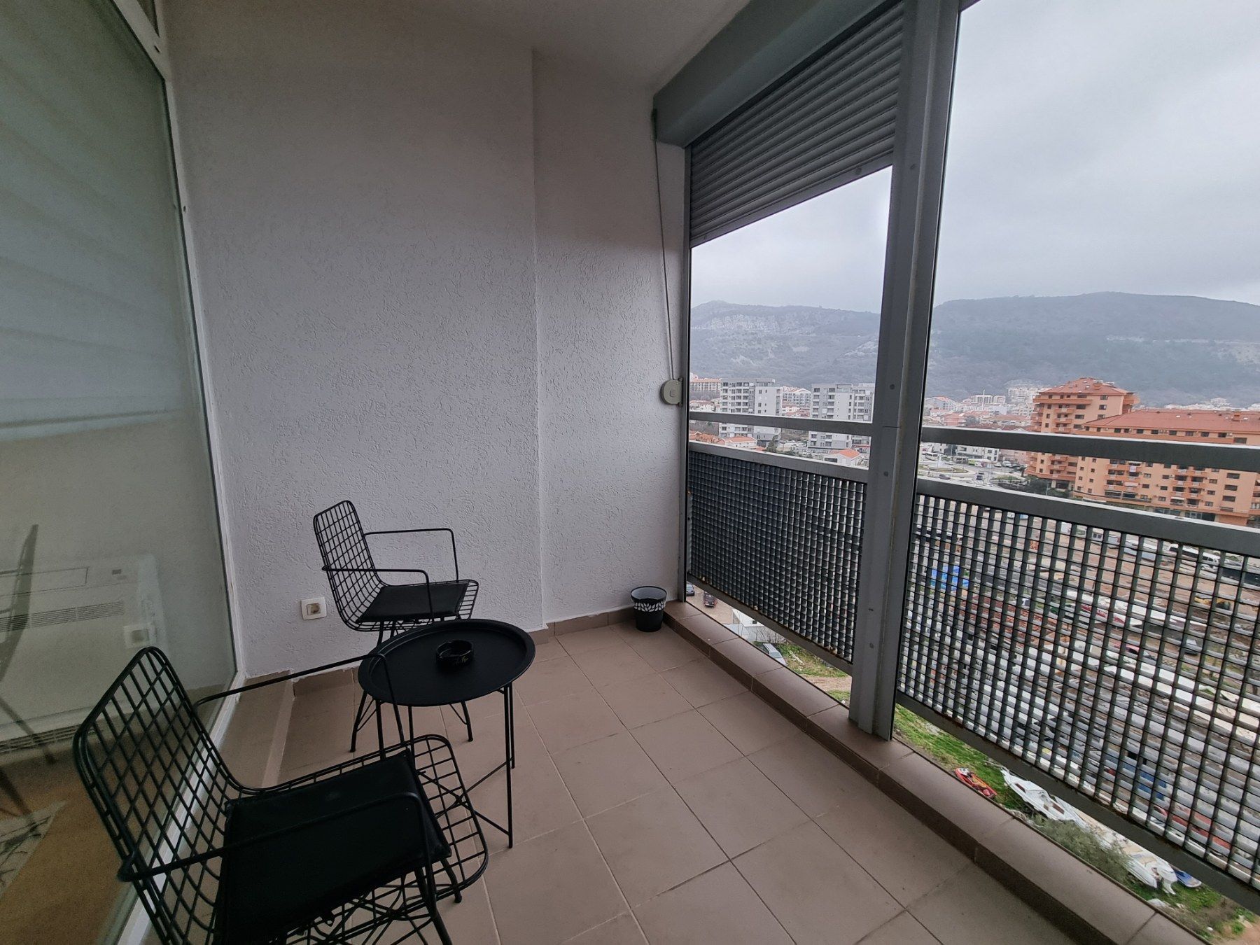 amforaproperty.com/Jednosoban stan sa prelepim pogledom na more i grad,Budva-Dubovica (NA DUZI VREMENSKI PERIOD)