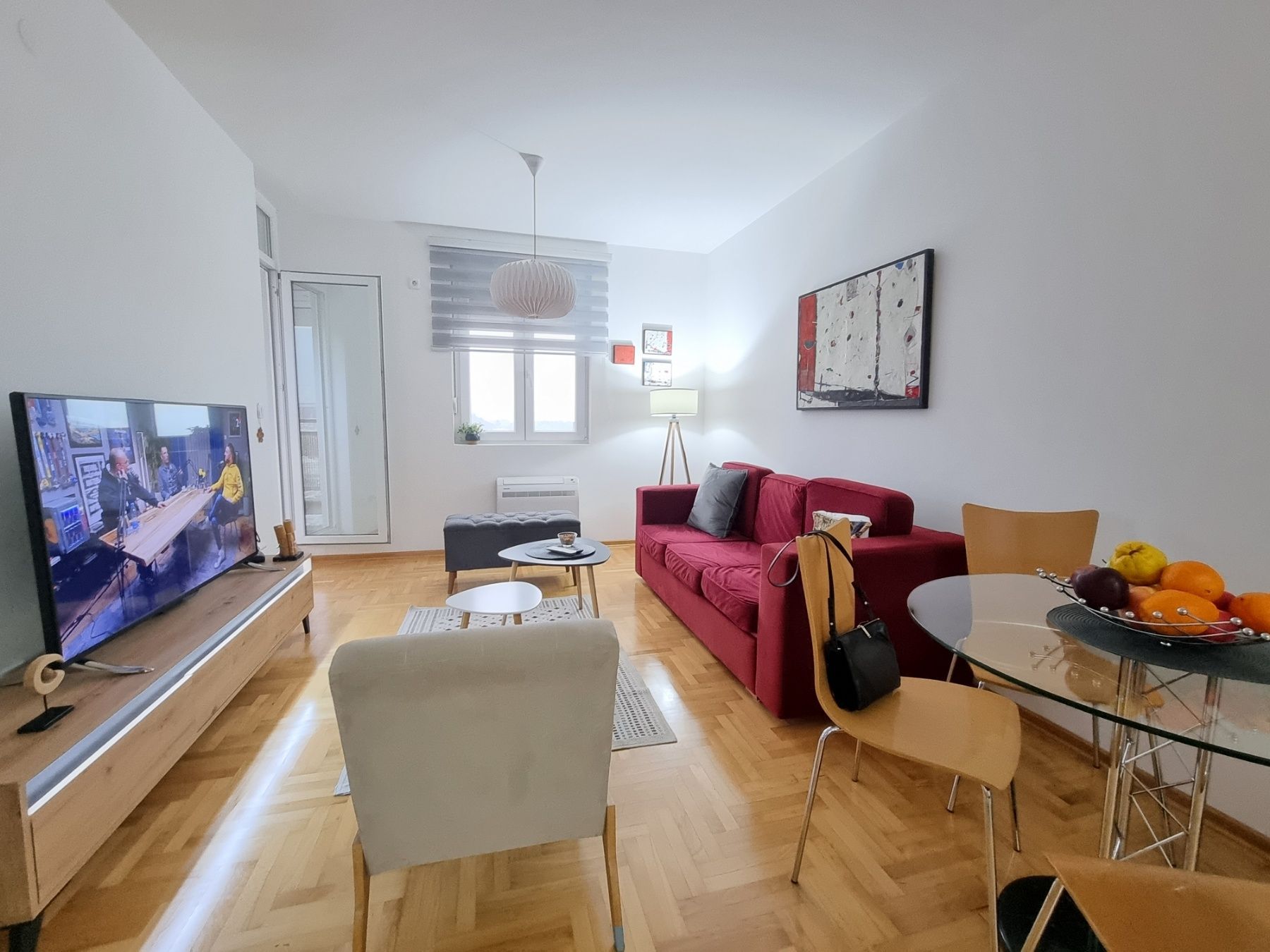 amforaproperty.com/Jednosoban stan sa prelepim pogledom na more i grad,Budva-Dubovica (NA DUZI VREMENSKI PERIOD)