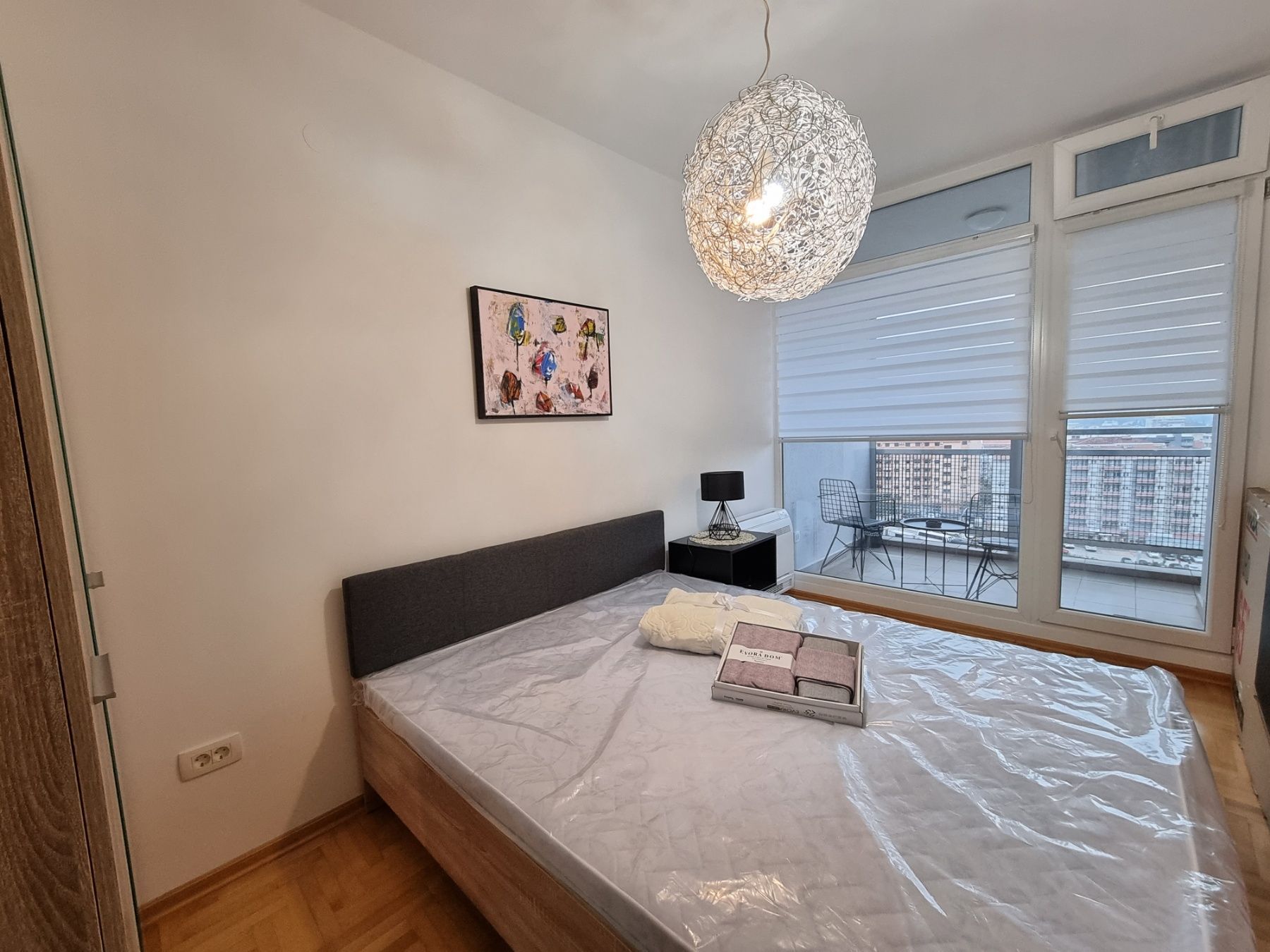 amforaproperty.com/Jednosoban stan sa prelepim pogledom na more i grad,Budva-Dubovica (NA DUZI VREMENSKI PERIOD)