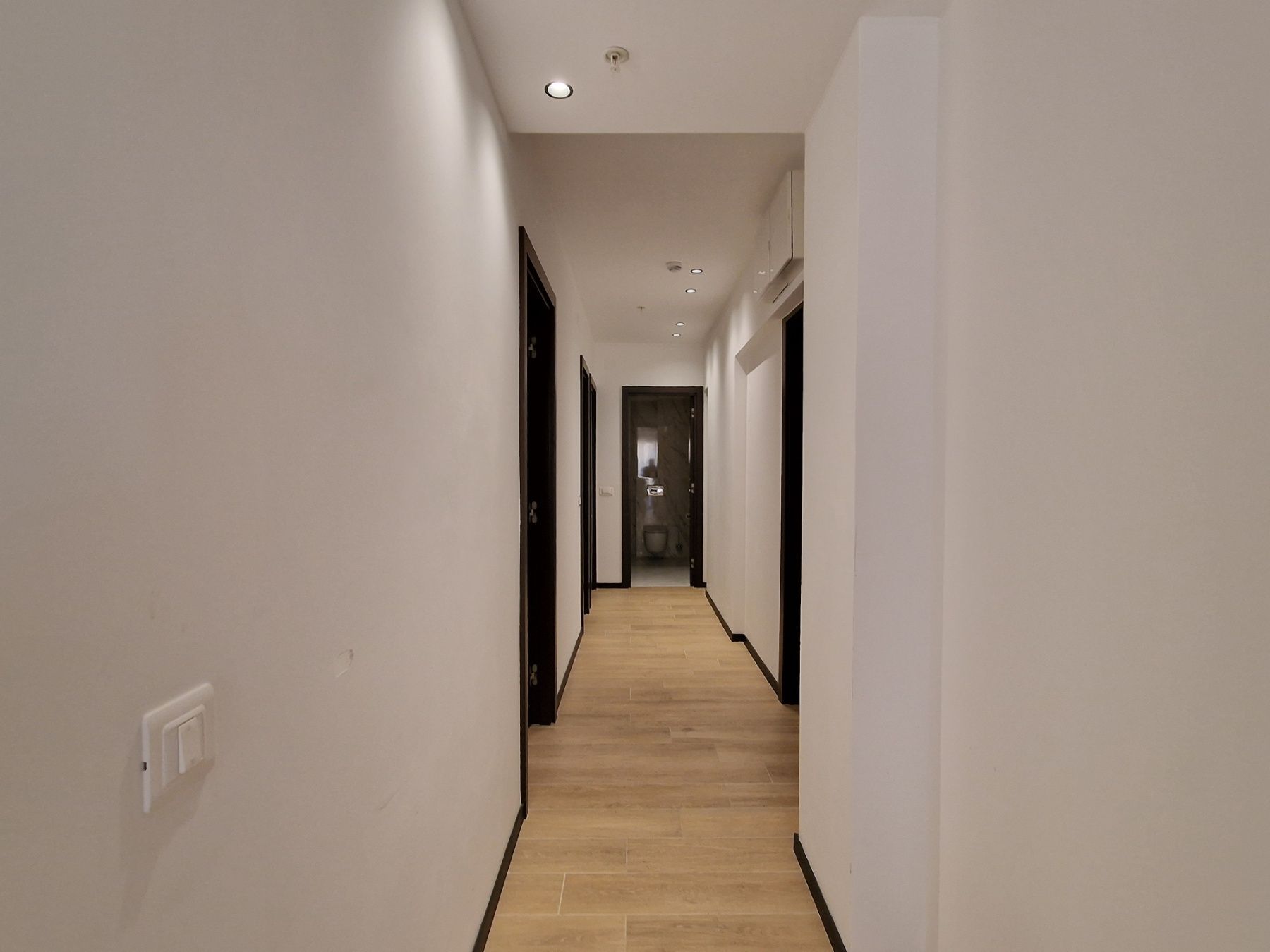 amforaproperty.com/Dvosoban stan 120m2 sa panoramskim pogledom, na prvoj liniji mora,Rafailovici. (NA PERIOD DO 01.06.2023)  GARAZNO MESTO I RAČUNI UKLJUČENI U CENU!!