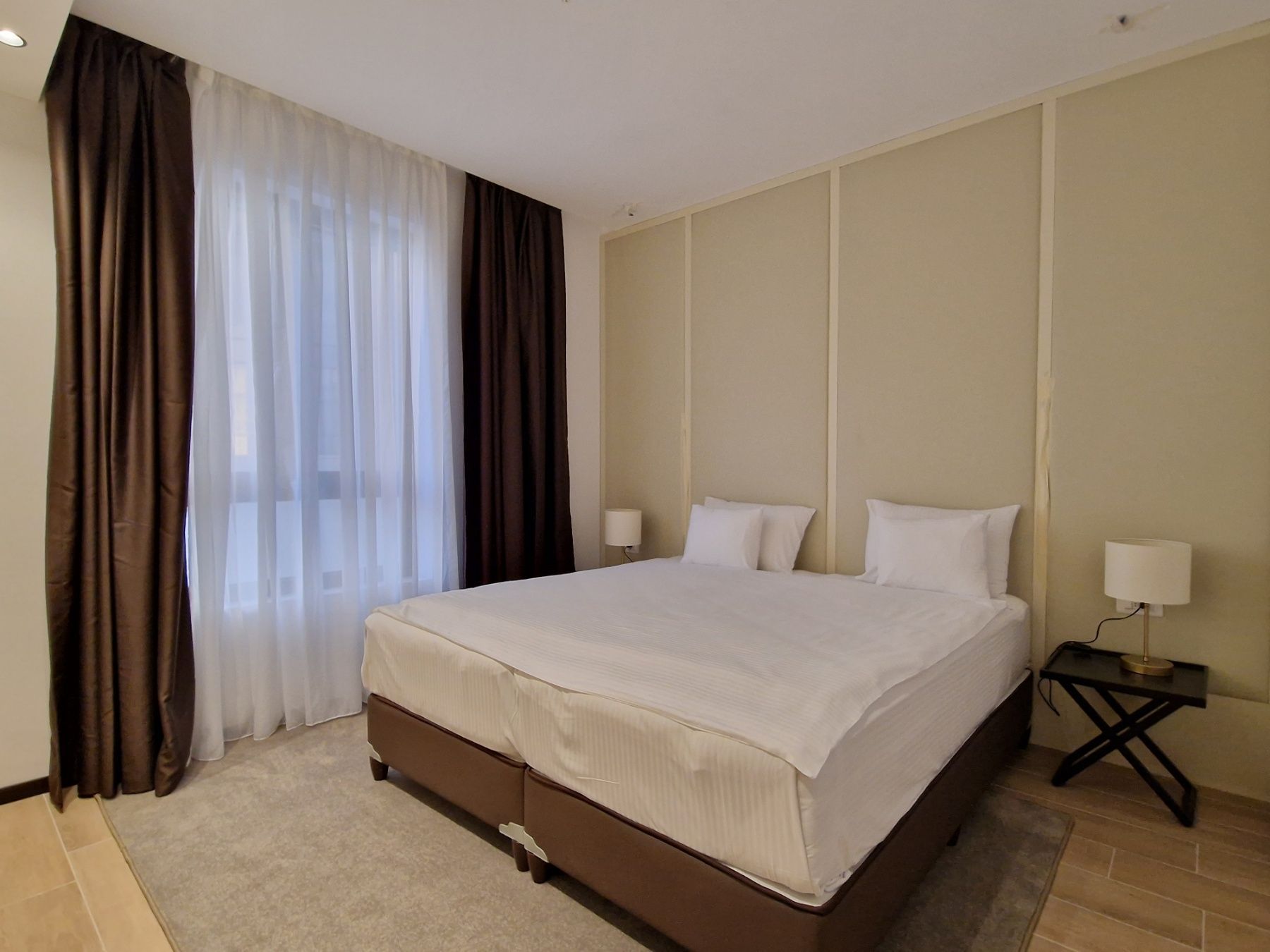 amforaproperty.com/Dvosoban stan 120m2 sa panoramskim pogledom, na prvoj liniji mora,Rafailovici. (NA PERIOD DO 01.06.2023)  GARAZNO MESTO I RAČUNI UKLJUČENI U CENU!!