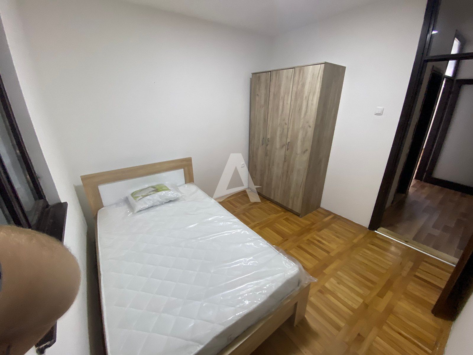 amforaproperty.com/Trosoban namesten stan 92m2 u Budvi