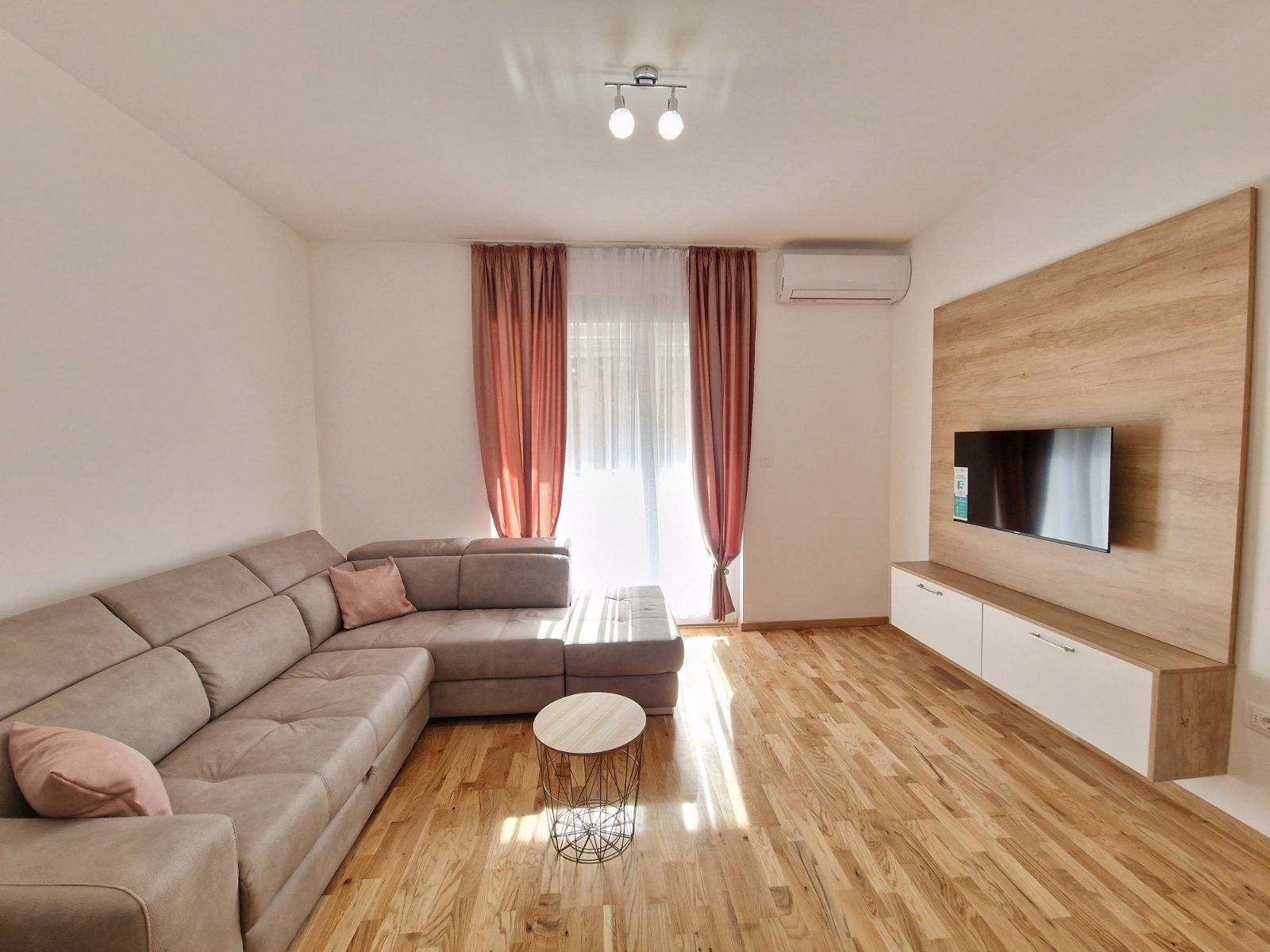 amforaproperty.com/Nov moderno opremljen jednosoban stan 46m2 u novoj stambenoj zgradi sa pogledom na more,Becici  (NA DUZI PERIOD)