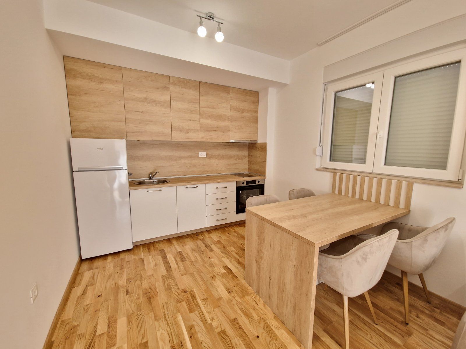 amforaproperty.com/Nov moderno opremljen jednosoban stan 46m2 u novoj stambenoj zgradi sa pogledom na more,Becici  (NA DUZI PERIOD)