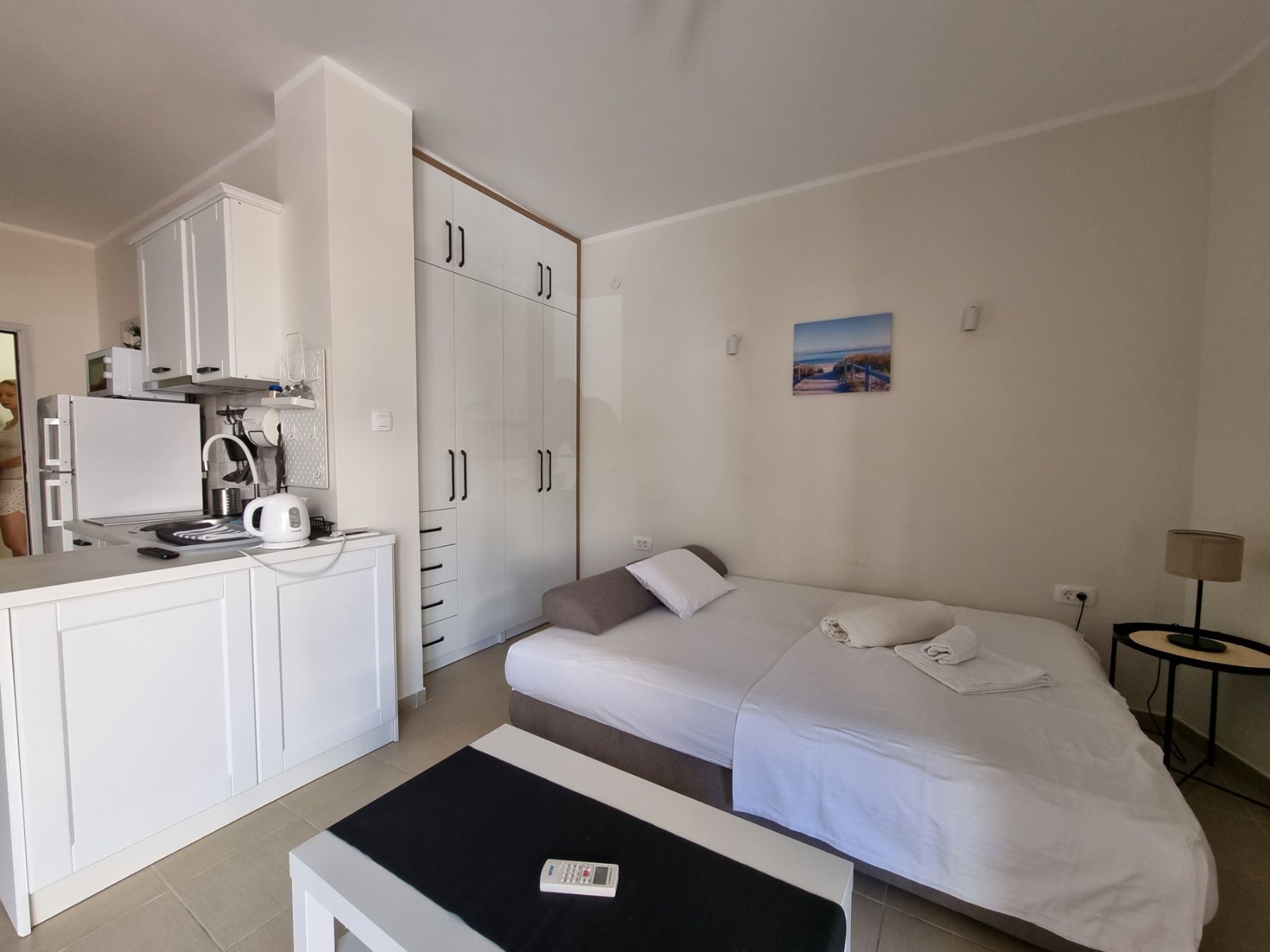 Garsonjera sa garaznim mestom,Becici (NA DUZI PERIOD,DOSTUPAN OD 01.10.2025) - Amfora Real Estate