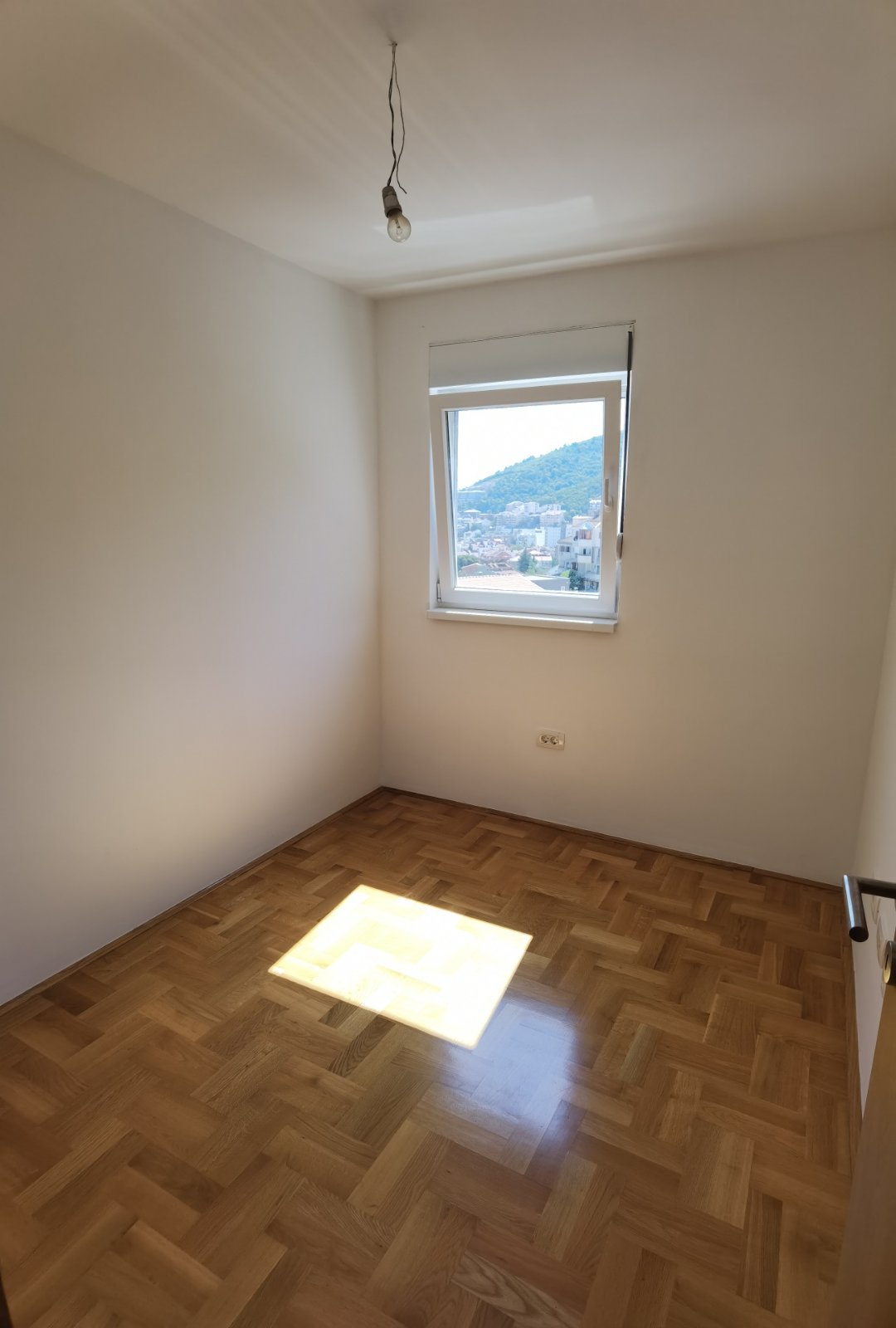 amforaproperty.com/Trosoban stan 77m2 - Dubovica Lux   Hitna prodaja!!