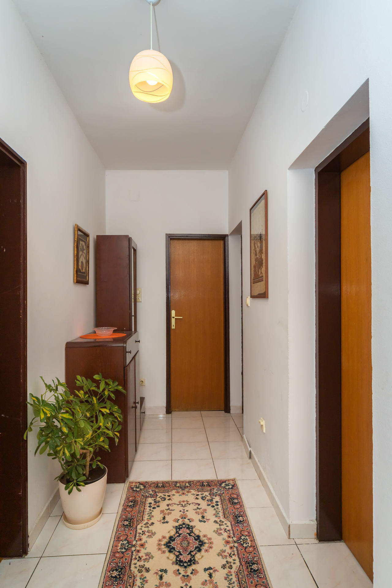 amforaproperty.com/Dvosoban stan 55m2 za rentiranje do ljetne sezone. Babilonija