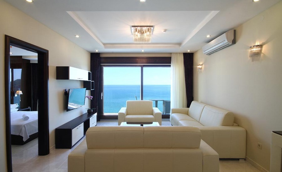 amforaproperty.com/Ekskluzivna ponuda! Luksuzni apartmani sa nevjerovatnim pogledom na more na atraktivnoj lokaciji!