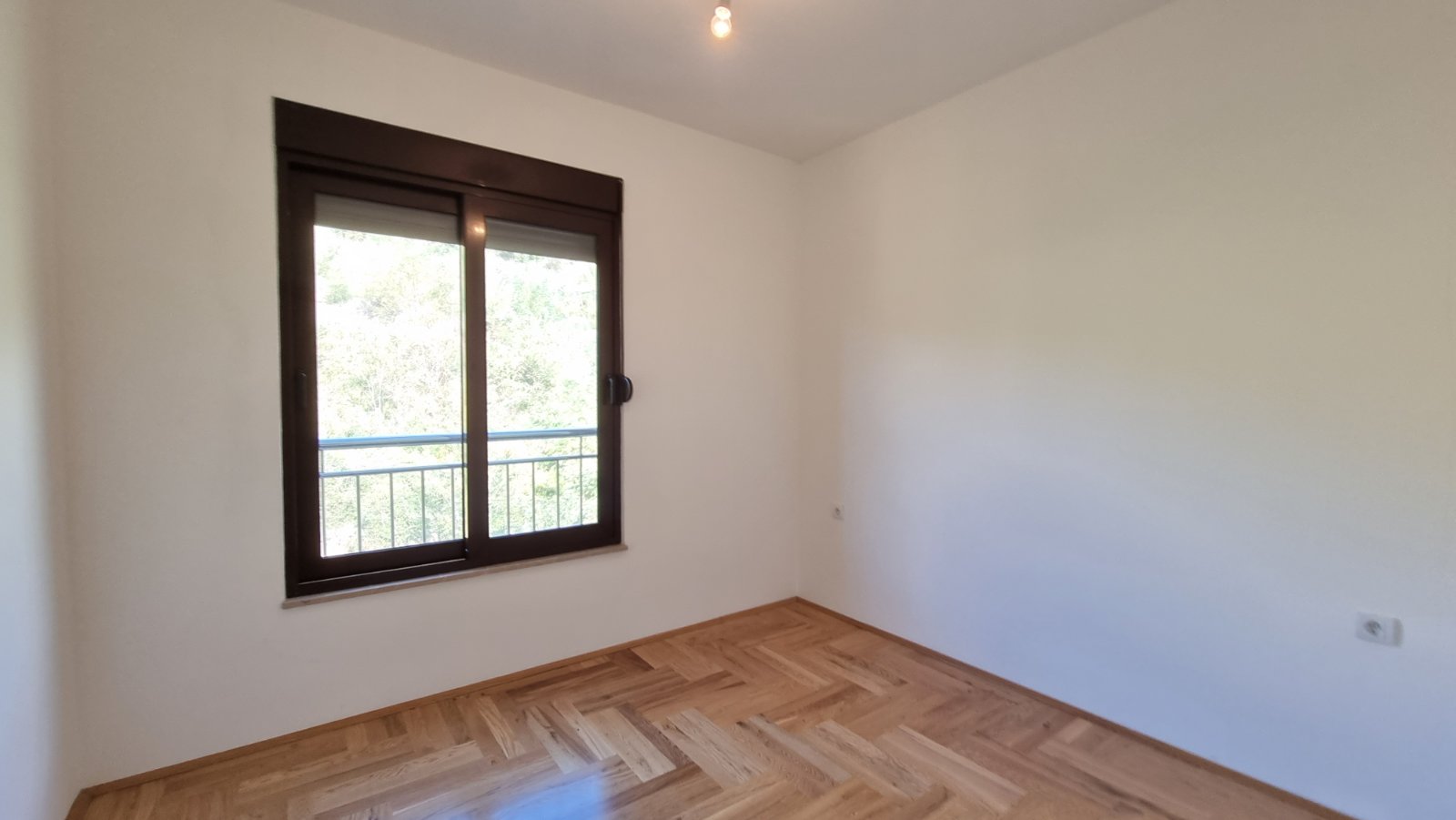 amforaproperty.com/Jednosoban stan 42m2 u zgradi  AKACIA Bečići