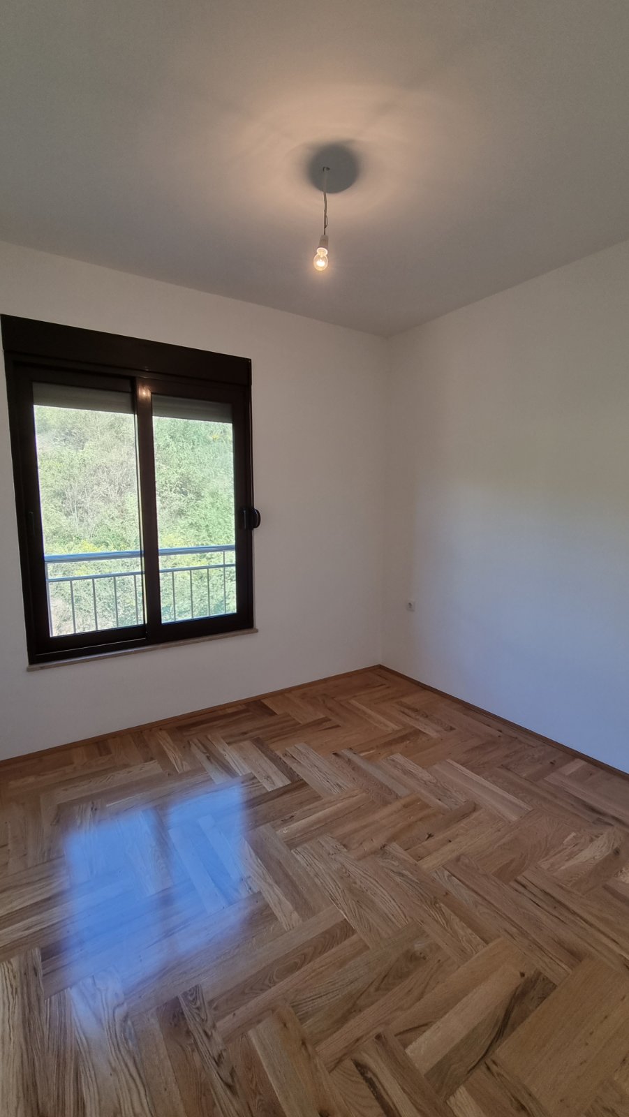 amforaproperty.com/Jednosoban stan 42m2 u zgradi  AKACIA Bečići