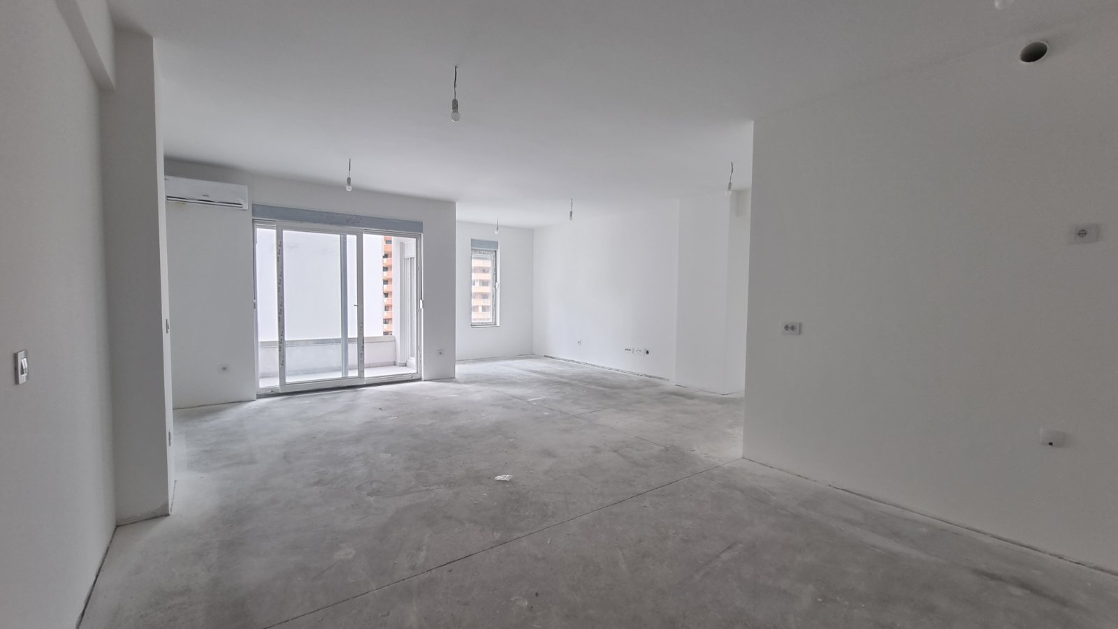 amforaproperty.com/Trosoban stan 100m2 , kod Tehno Maxa, zaobilaznica, Budva.