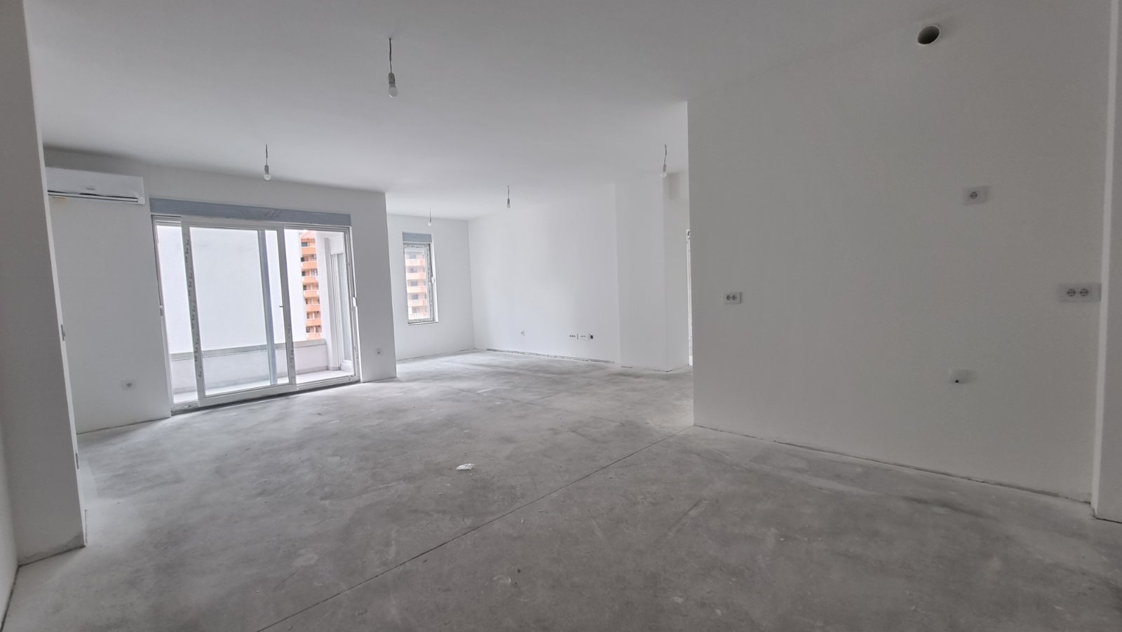 amforaproperty.com/Trosoban stan 100m2 , kod Tehno Maxa, zaobilaznica, Budva.