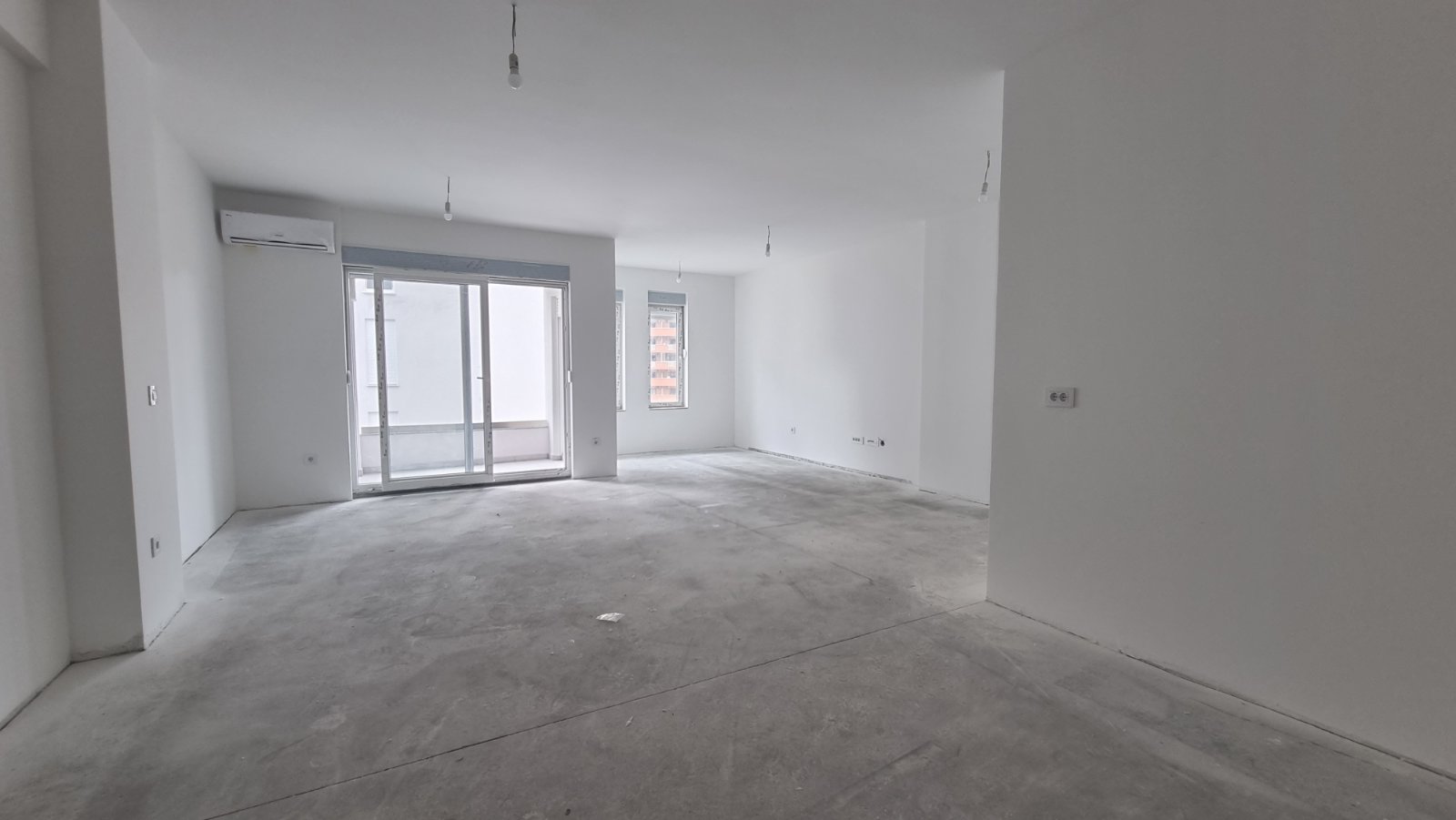 amforaproperty.com/Trosoban stan 100m2 , kod Tehno Maxa, zaobilaznica, Budva.