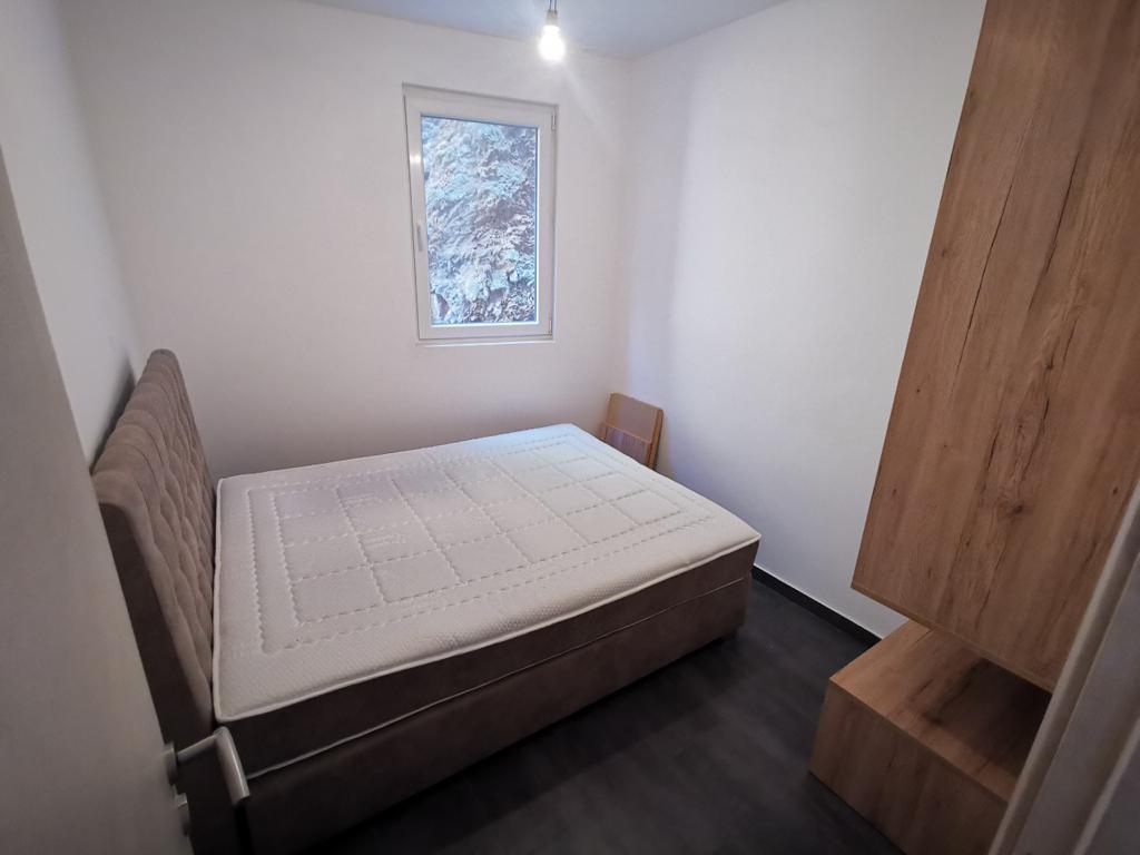 amforaproperty.com/Dvosoban stan (76m2) u Budvi iznad hotela Moskva