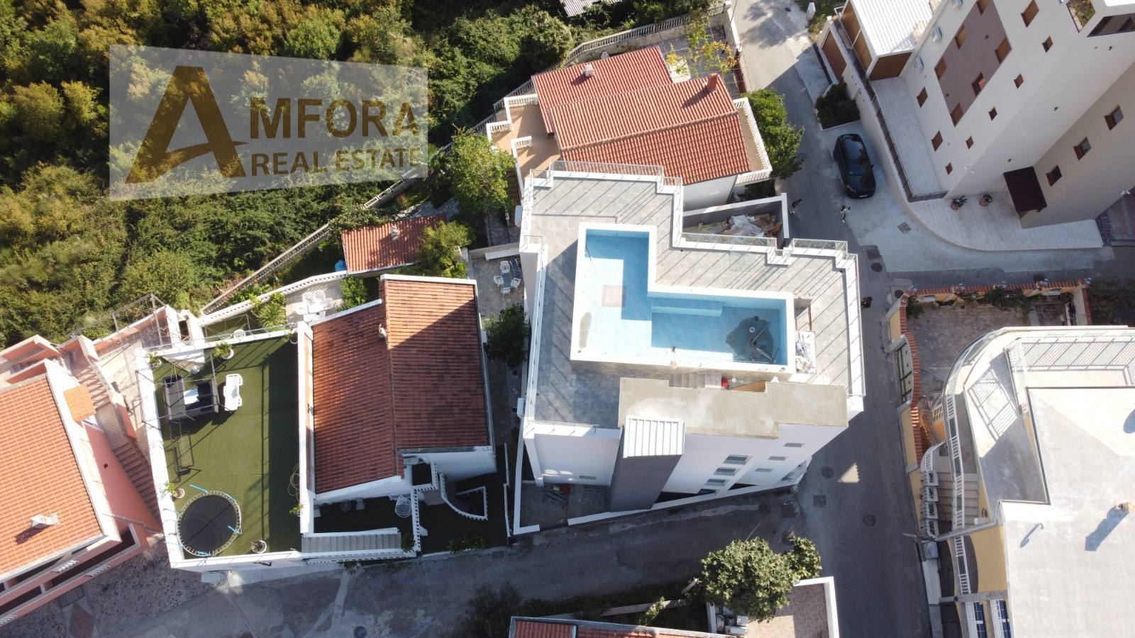 amforaproperty.com/Novi hotelski objekat na prodaju!  Bečići-Budva