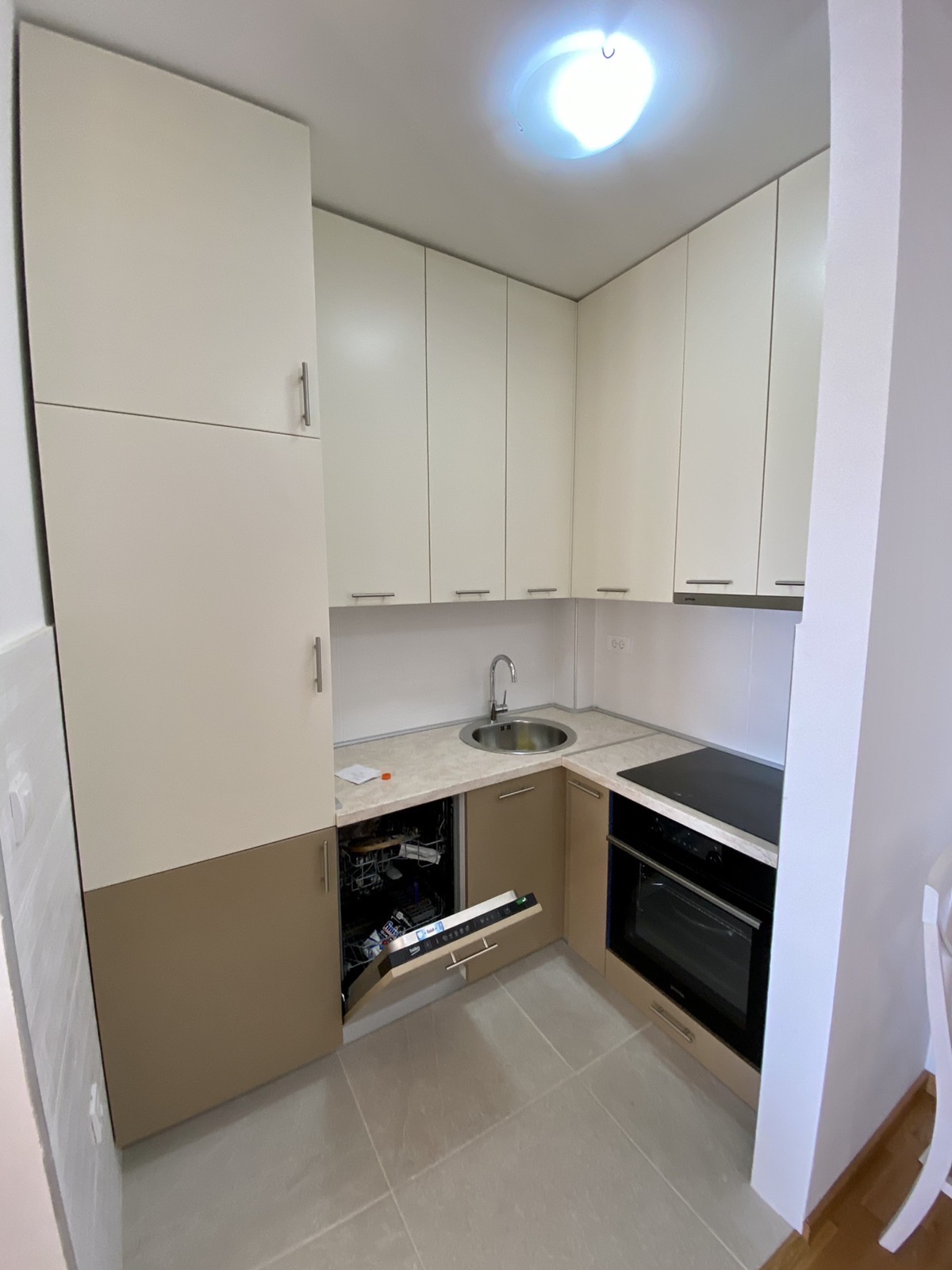 amforaproperty.com/Jednosoban, namješten stan 47m2, kod Hdl makreta. Budva
