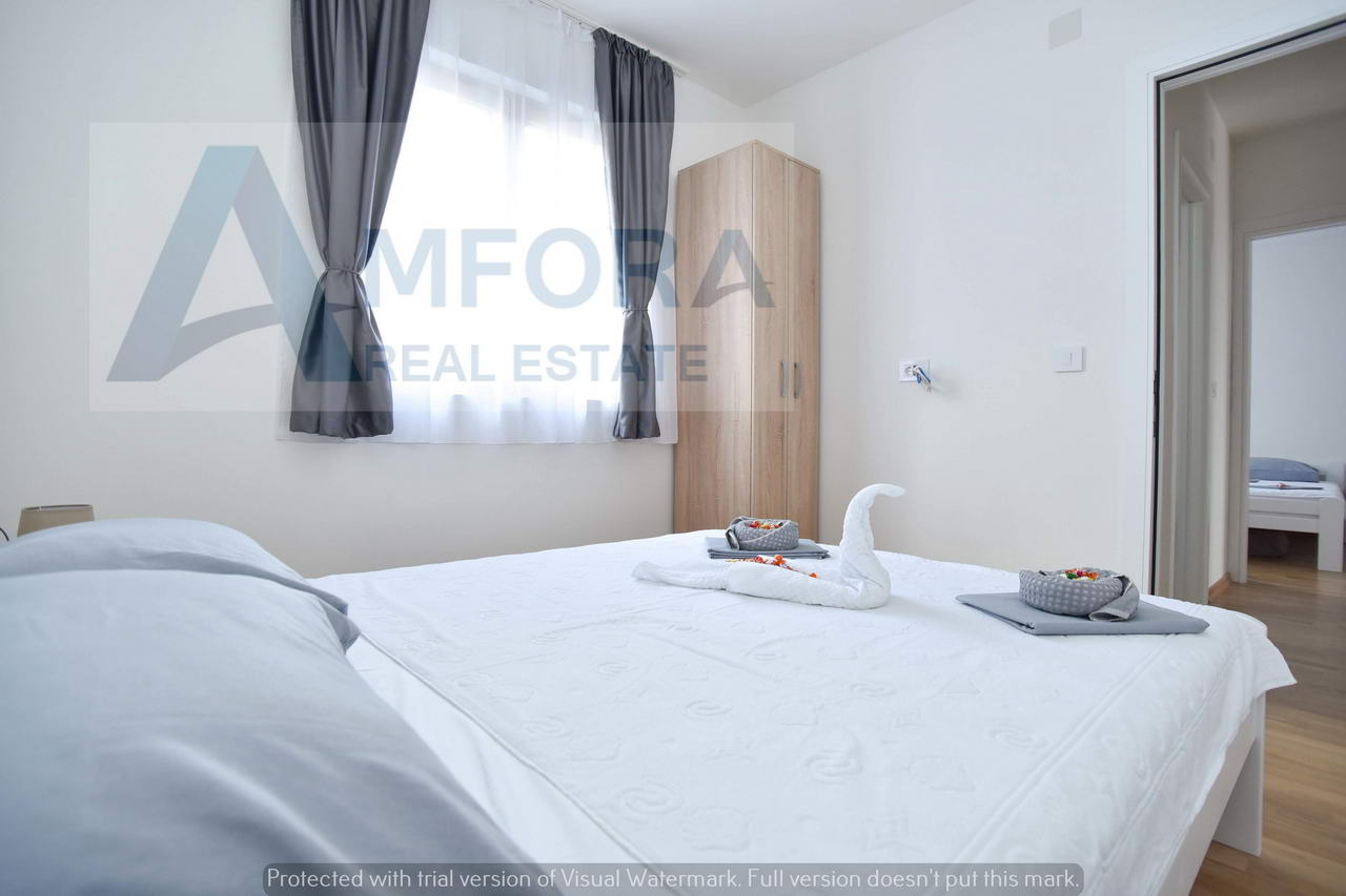 Izdaje se jednosoban stan preko cele godine, Bečići - Amfora Real Estate