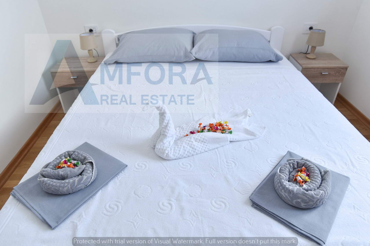 Izdaje se jednosoban stan preko cele godine, Bečići - Amfora Real Estate