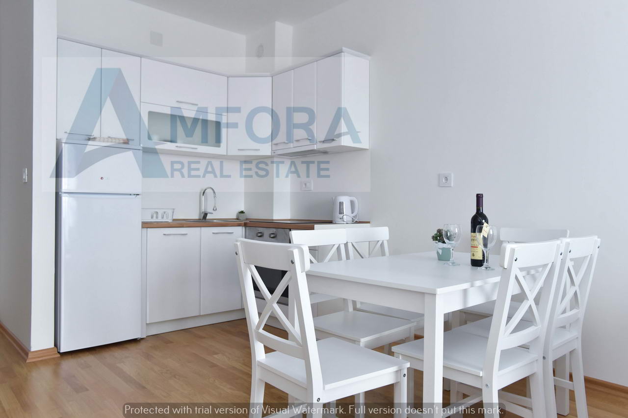 Izdaje se jednosoban stan preko cele godine, Bečići - Amfora Real Estate