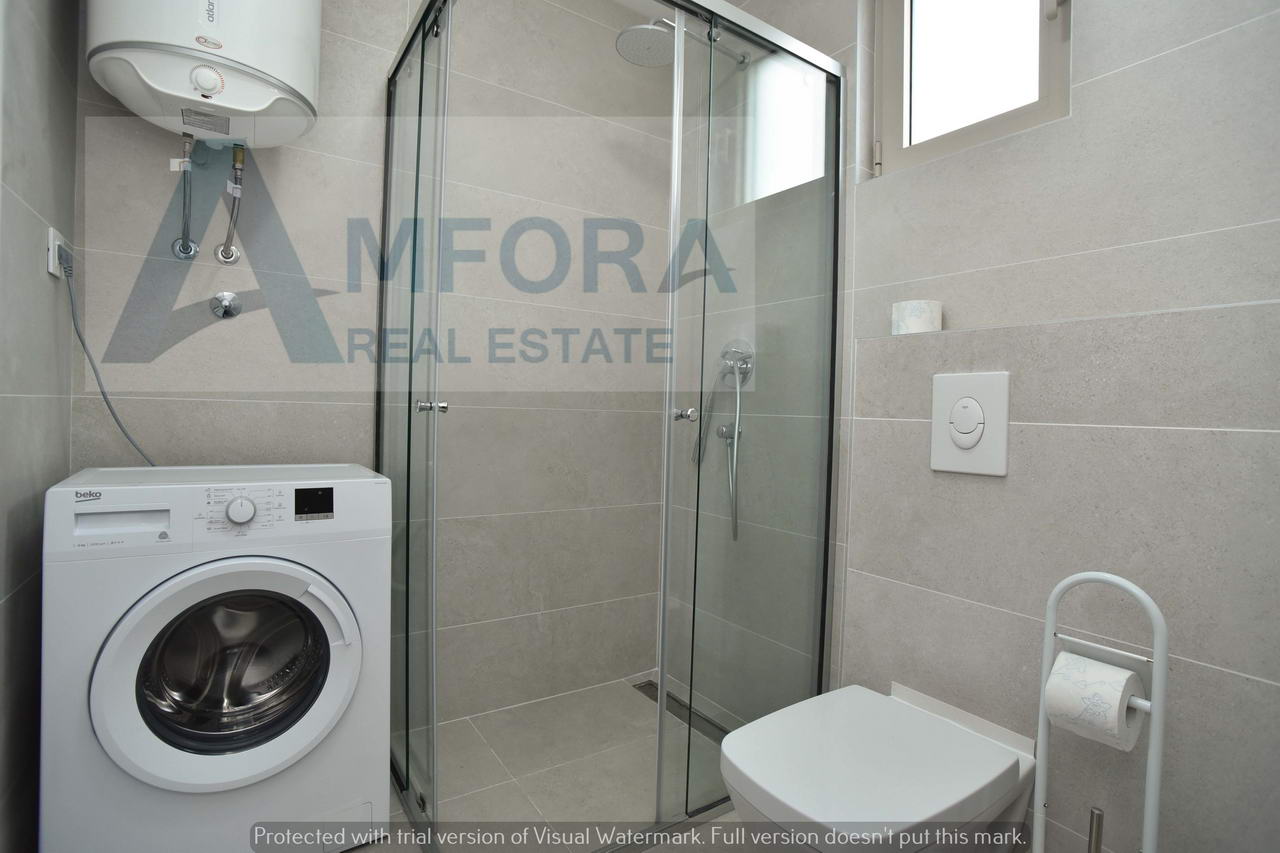 Izdaje se jednosoban stan preko cele godine, Bečići - Amfora Real Estate