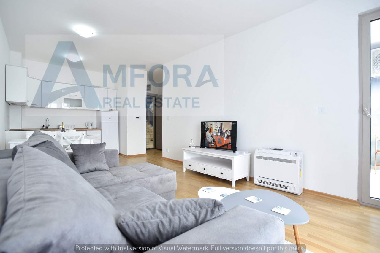 Izdaje se jednosoban stan preko cele godine, Bečići - Amfora Real Estate