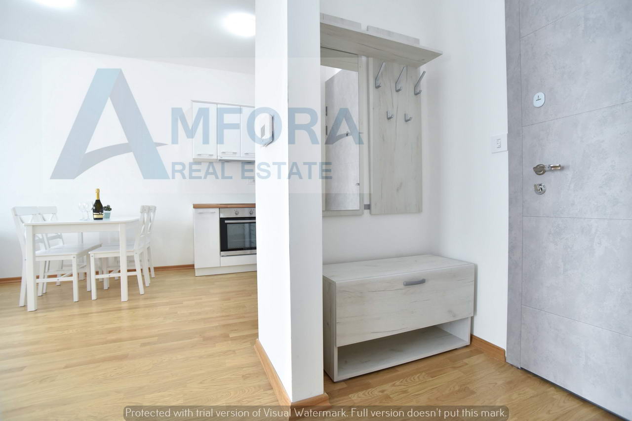 Izdaje se jednosoban stan preko cele godine, Bečići - Amfora Real Estate